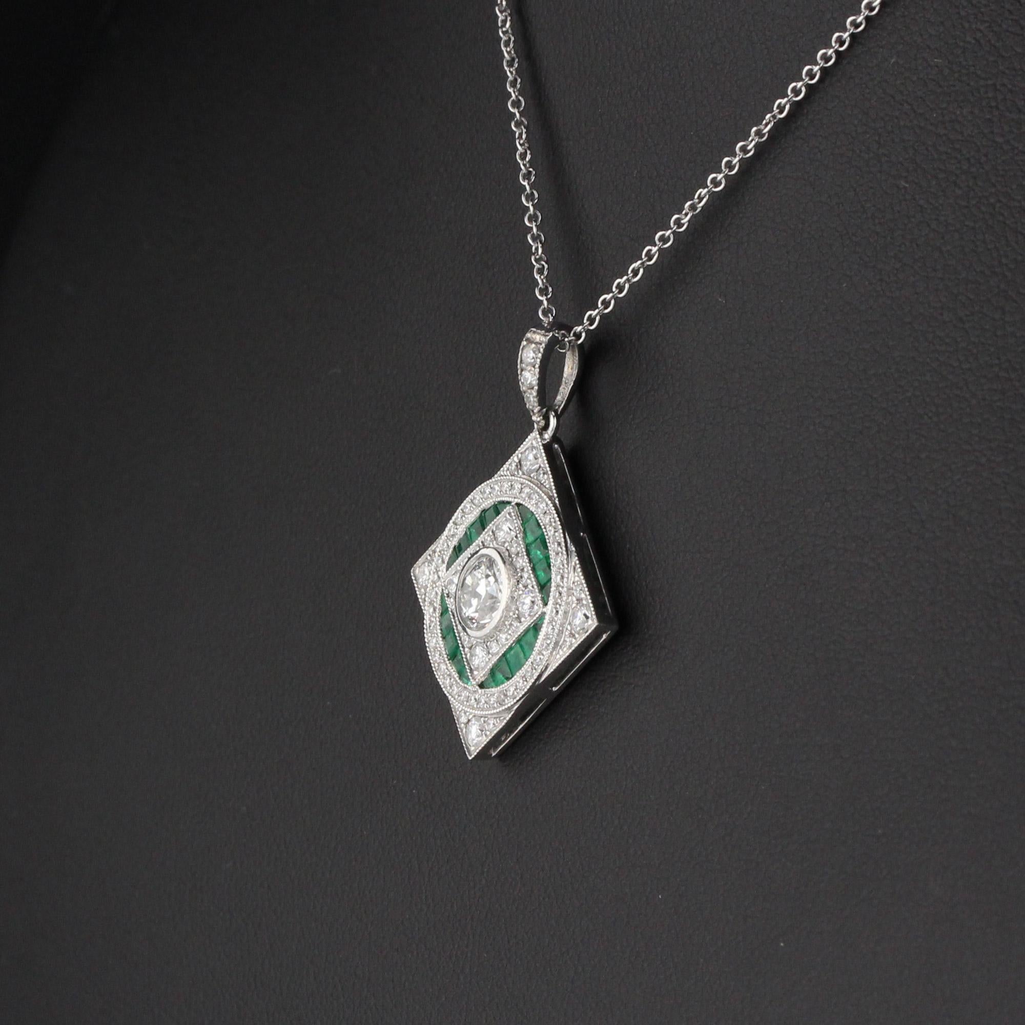 Vintage Estate 18 Karat White Gold Diamond and Emerald Pendant In Excellent Condition For Sale In Great Neck, NY