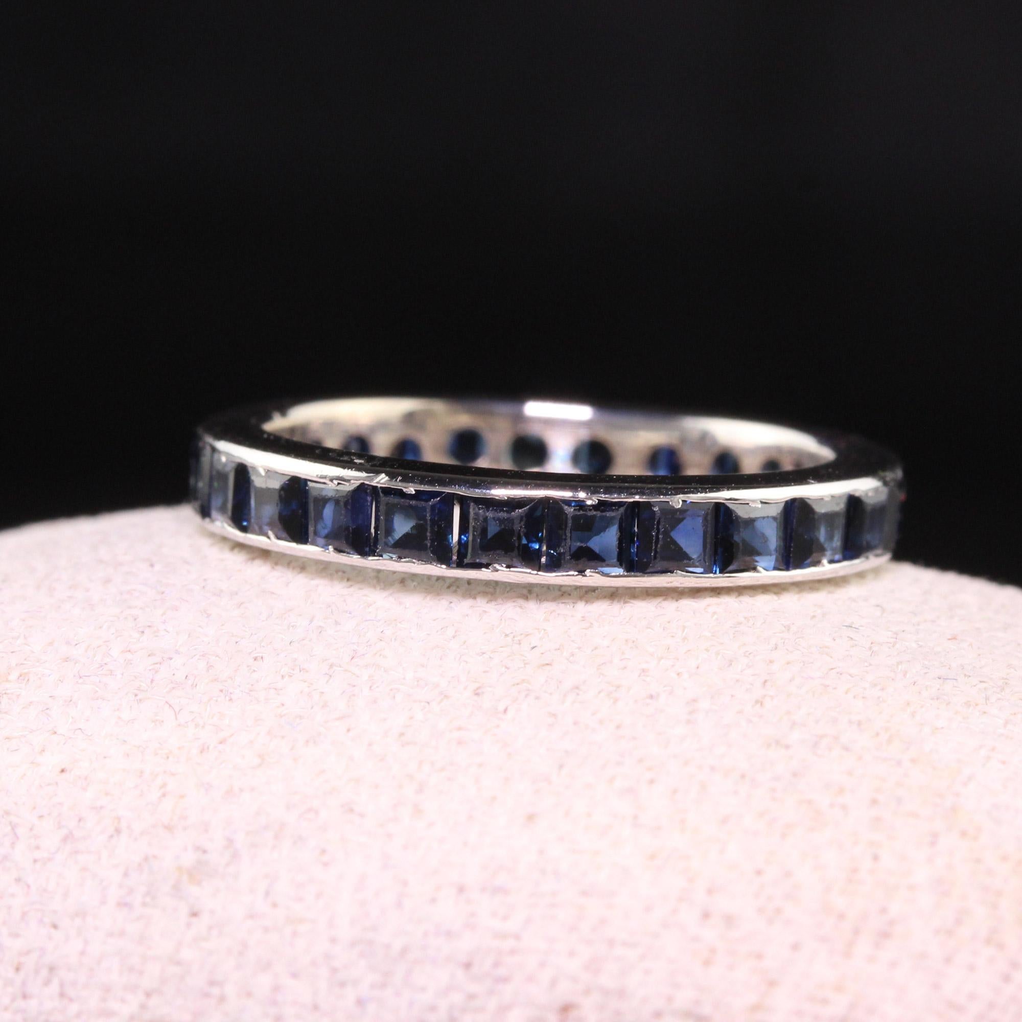 Beautiful Vintage Estate 18K White Gold Square Cut Sapphire Eternity Band. This beautiful band is crafted in 18k white gold. There are square cut natural sapphires going around the entire ring and it is in good condition.

Item #R1383

Metal: 18K