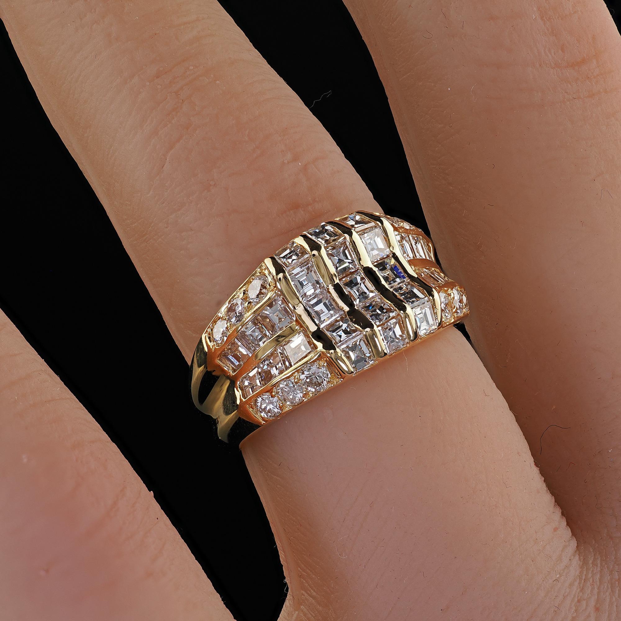 Vintage Estate 18K Yellow Gold Carre and Round Cut Diamond Cocktail Ring 5