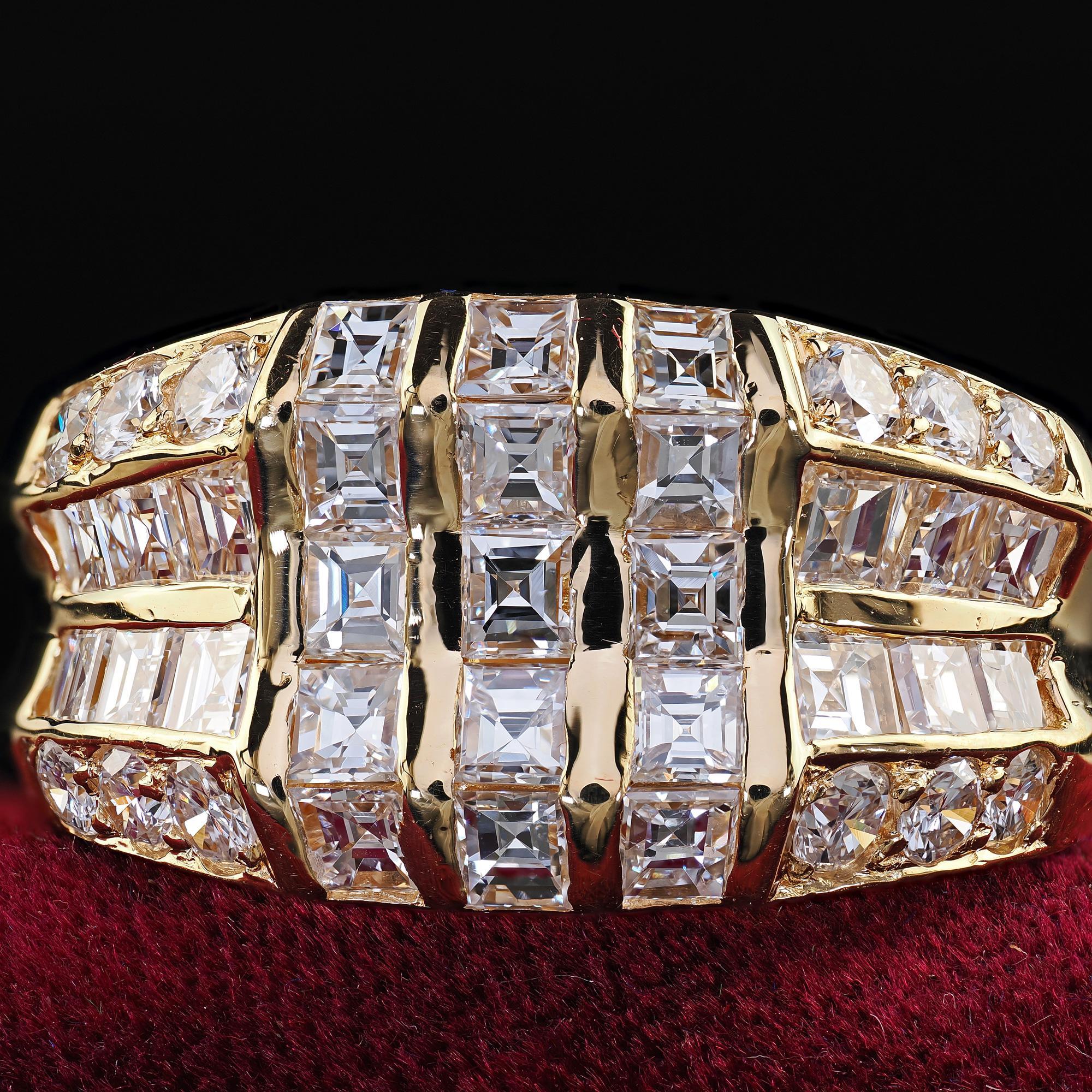 Vintage Estate 18K Yellow Gold Carre and Round Cut Diamond Cocktail Ring 1