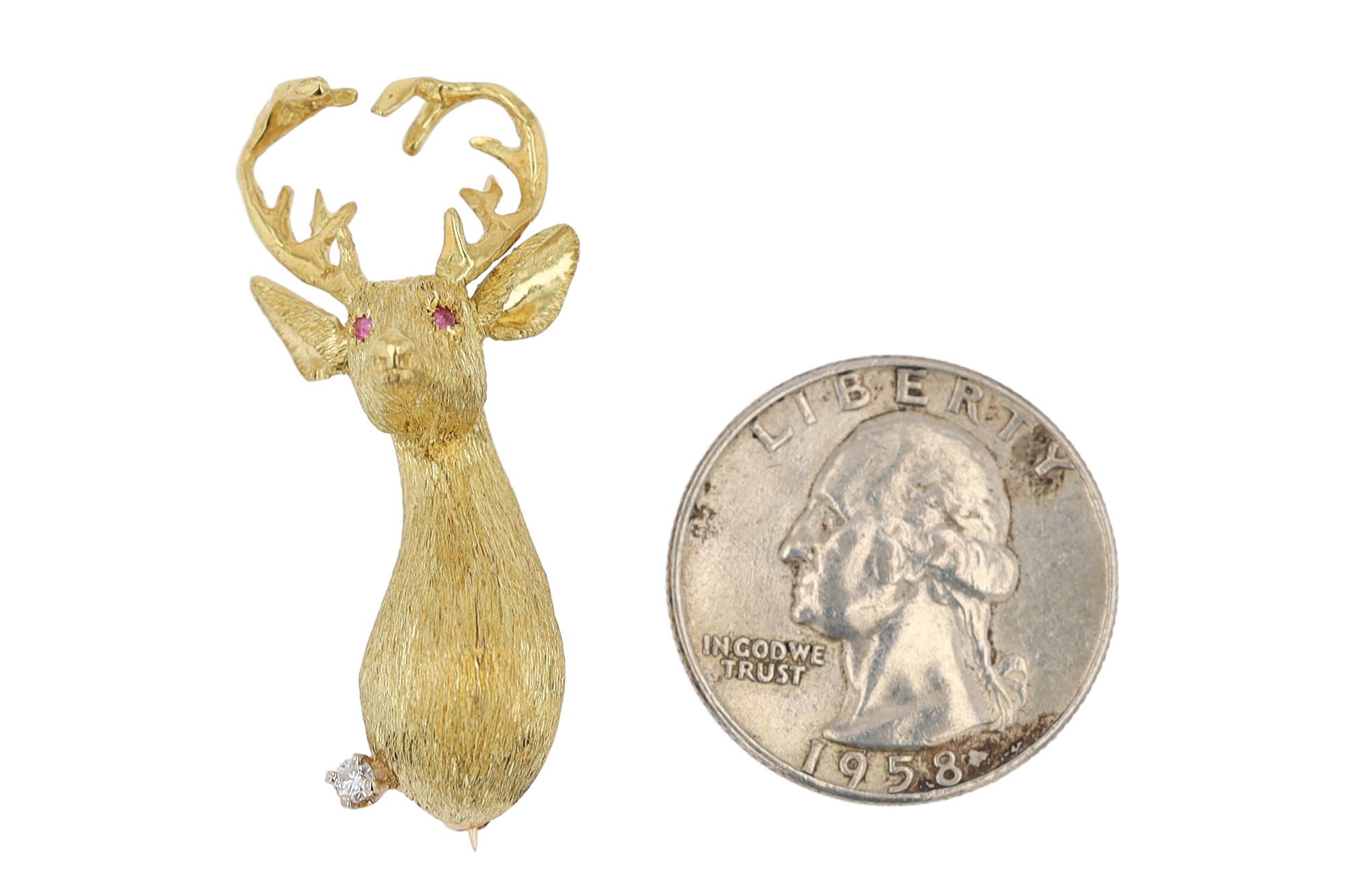 Round Cut Vintage 18K Gold 12 Point Buck Deer Brooch  For Sale