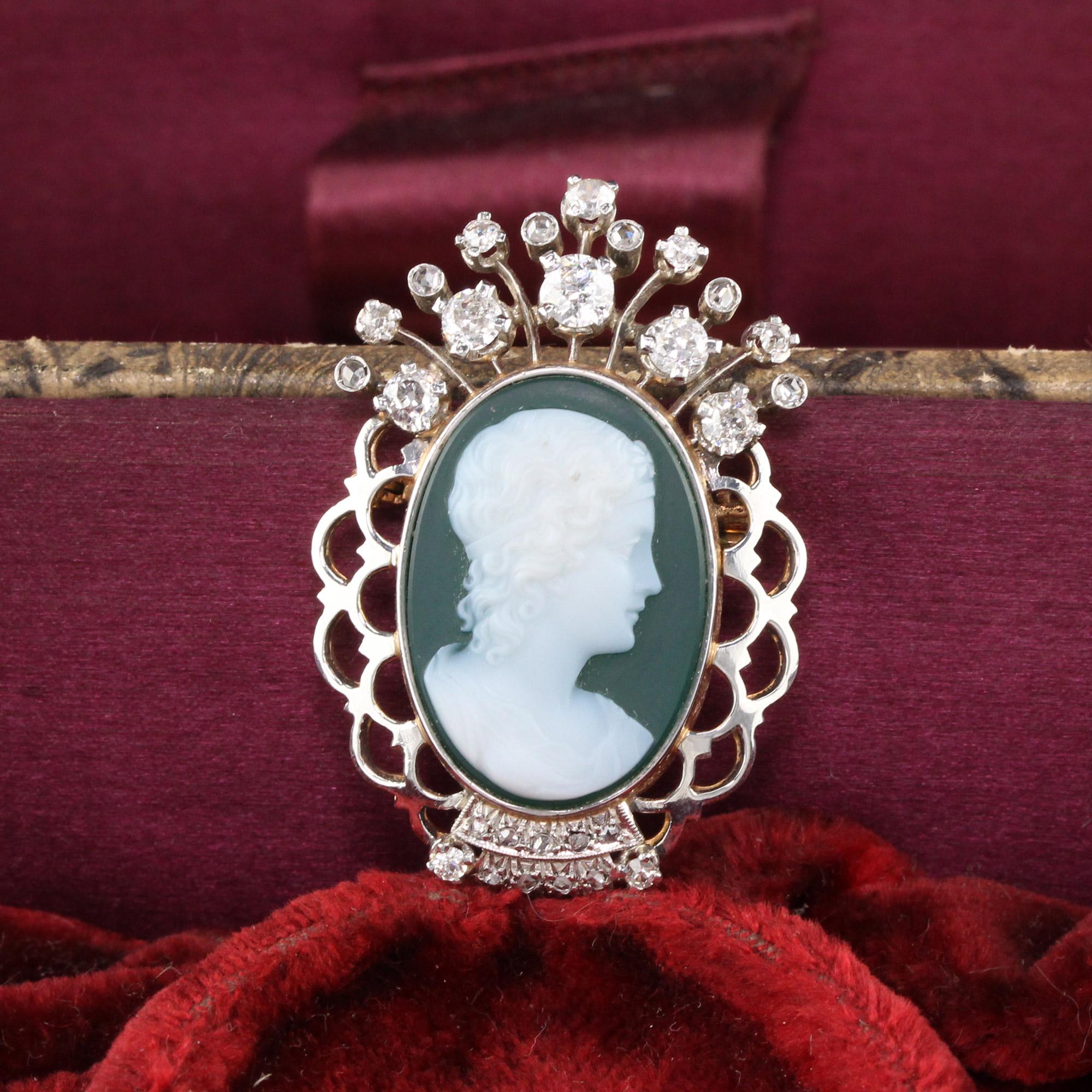 Beautiful & unique vintage platinum and 18K yellow gold brooch with a green and white carved cameo in the center and a diamond 