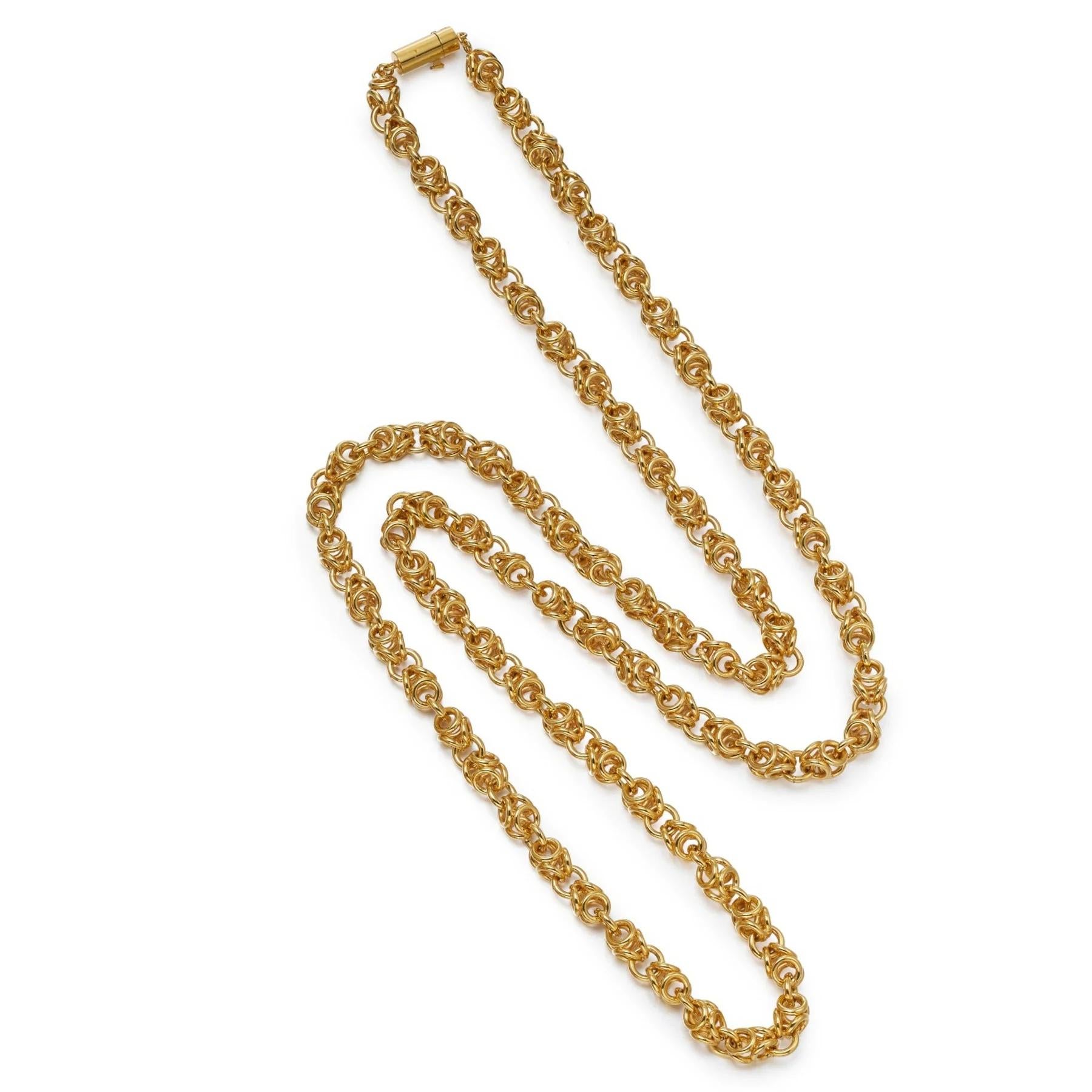 Collar de cadena larga Estate Vintage de oro amarillo de 18 quilates Sautoir en Excelente estado para la venta en Feasterville, PA