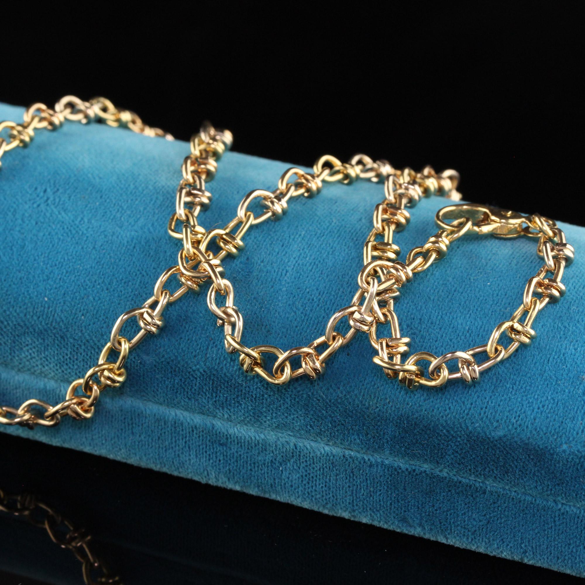 Beautiful Vintage Estate 18K Yellow Gold Twist Link Chain Necklace. This beautiful chain is crafted in 18K yellow gold and has a beautiful twist chain link.

Item #N0075

Metal: 18K Yellow Gold

Weight: 21.4 Grams

Size: 16 inches