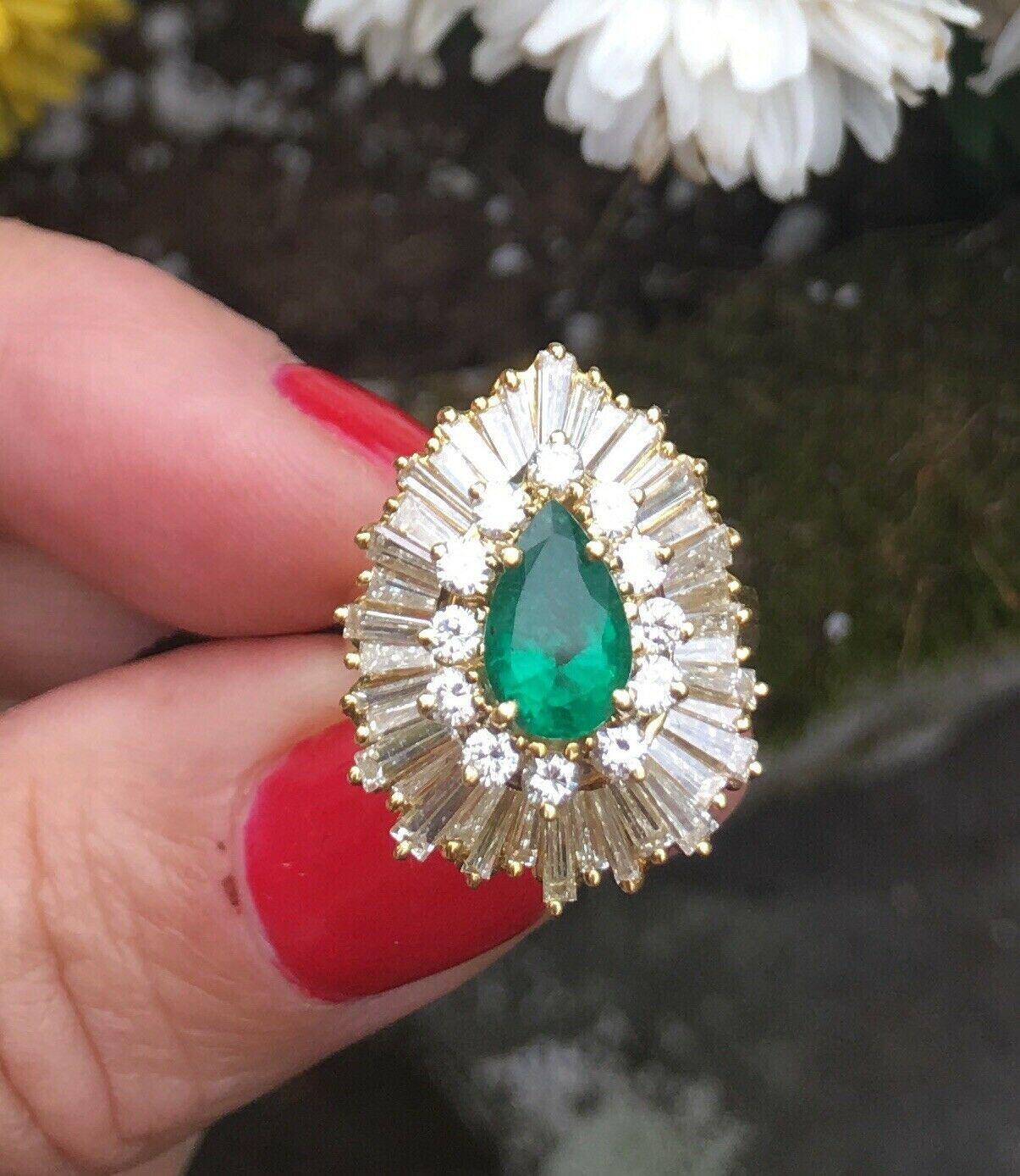 Retro Vintage Estate 3.44 Carat Diamond Halo Emerald Ballerina Cocktail Ring For Sale