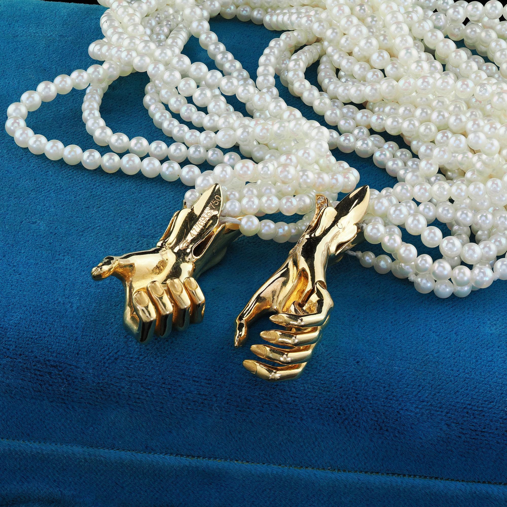 Women's Vintage Estate Carrera Y Carrera 18K Gold Diamond Holding Hands Pearl Necklace For Sale