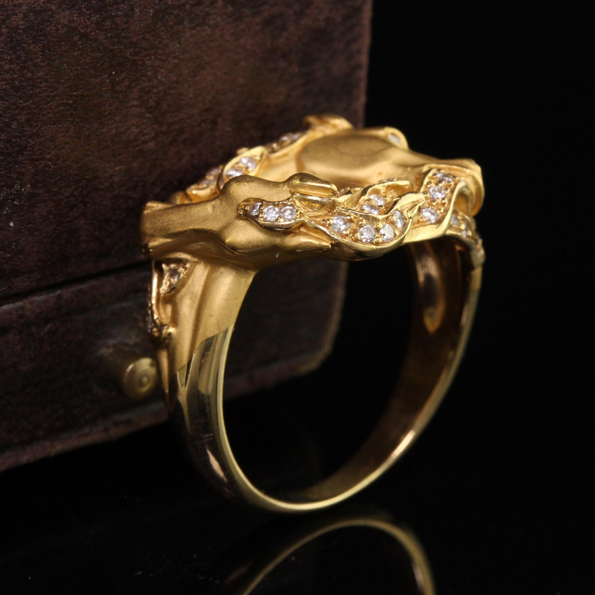 Contemporary Vintage Estate Carrera Y Carrera 18K Yellow Gold Diamond Double Horse Head Ring For Sale