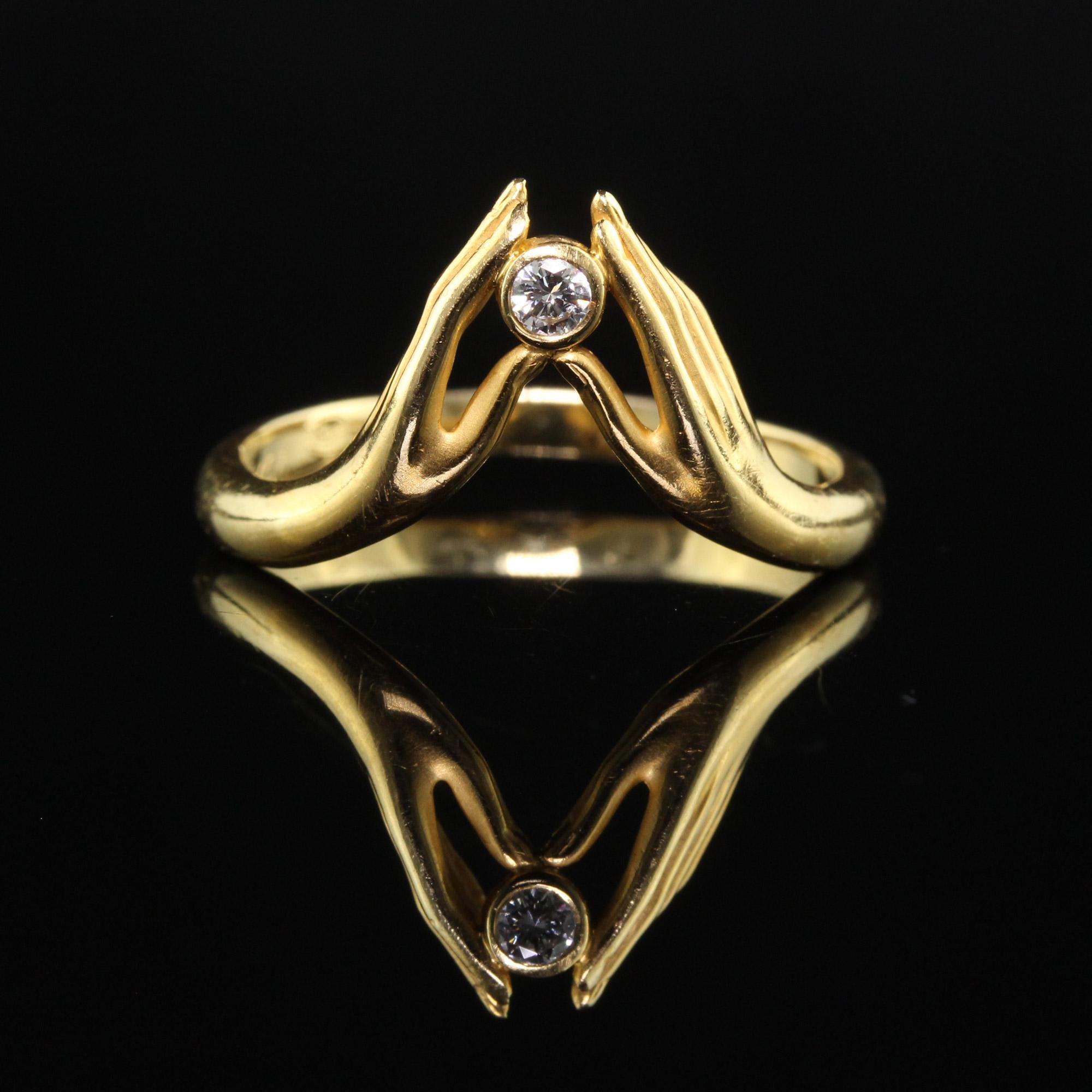 Vintage Estate Carrera Y Carrera 18K Yellow Gold Diamond Hand Ring In Good Condition In Great Neck, NY