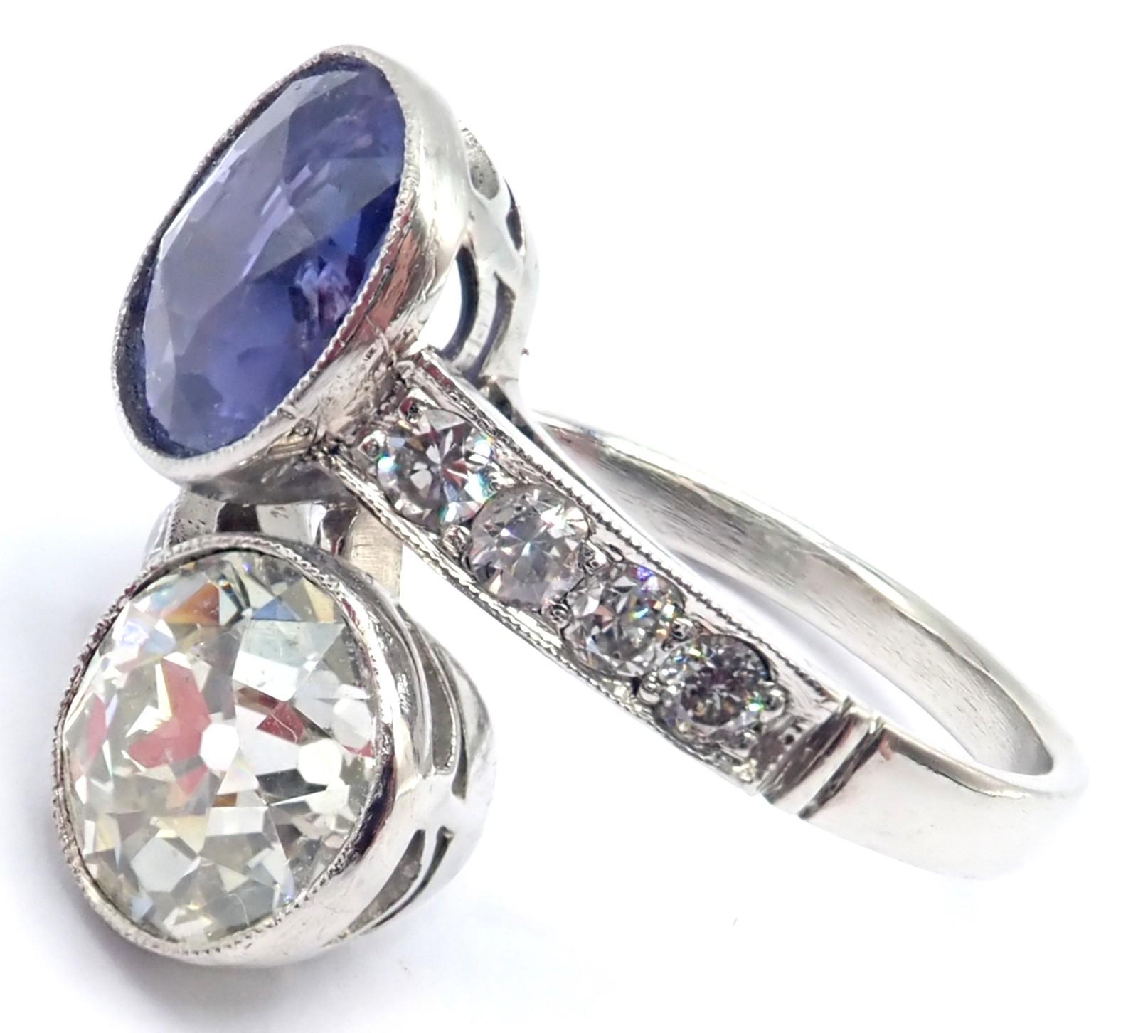 Vintage Estate Diamond Sapphire Art Deco Crossover Platinum Ring en Excelente estado para la venta en Southampton, PA