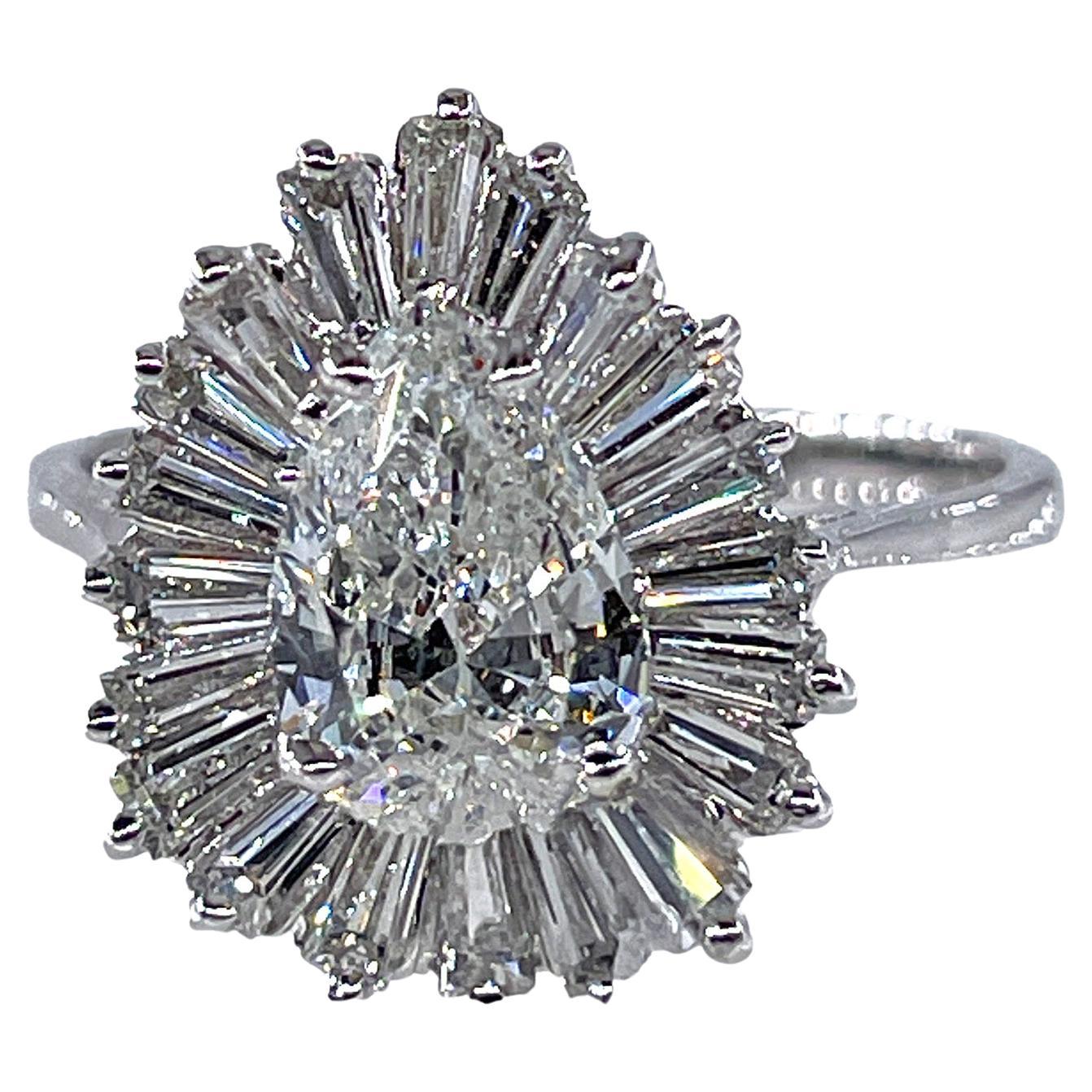 Vintage Estate GIA 3,73 Karat birnenförmiger Diamant-Ballerina-Cocktailring 14K W Goldring, Vintage im Angebot
