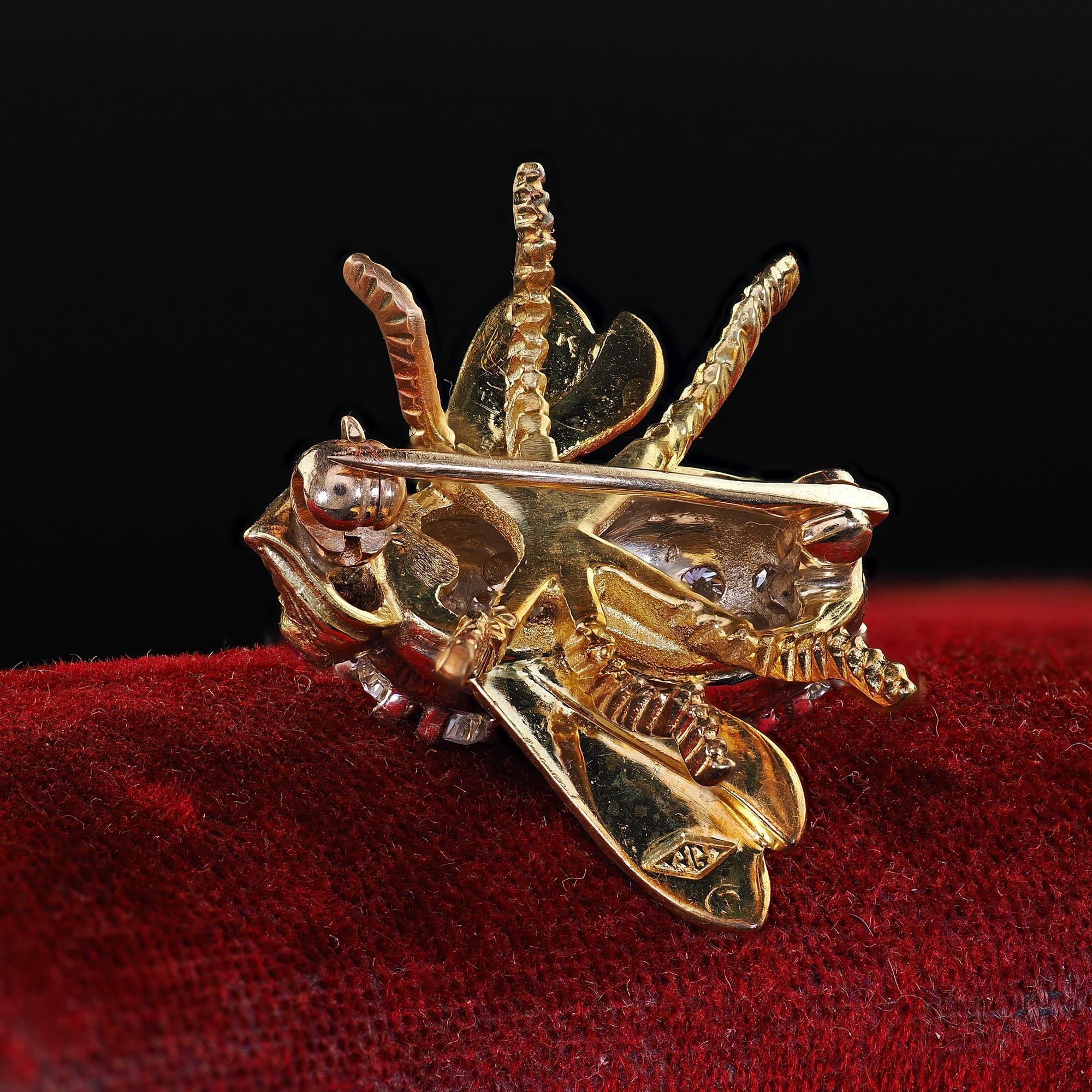 Contemporary Vintage Estate Herbert Rosenthal 18K Yellow Gold Diamond Bee Pin