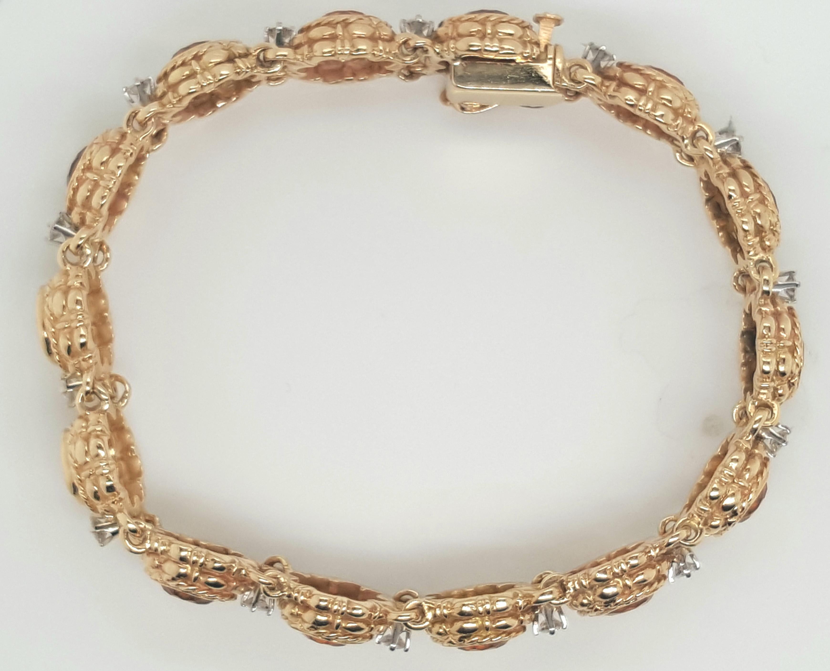 Vintage Estate Round Cut Citrine and Diamond 14 Karat Yellow Gold Bracelet In Good Condition In Addison, TX