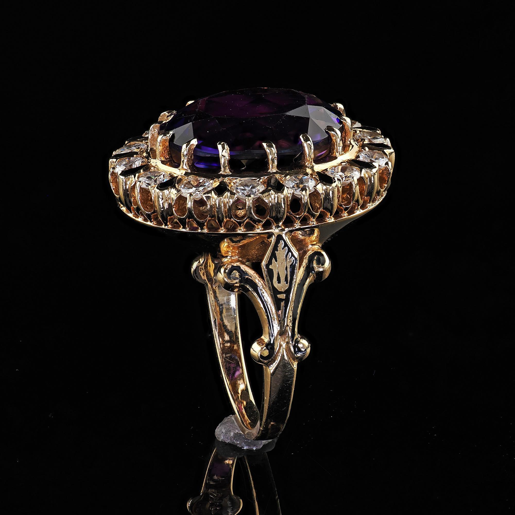 Bague cocktail de style néo- victorien vintage, avec améthyste, diamant et émail en vente 3