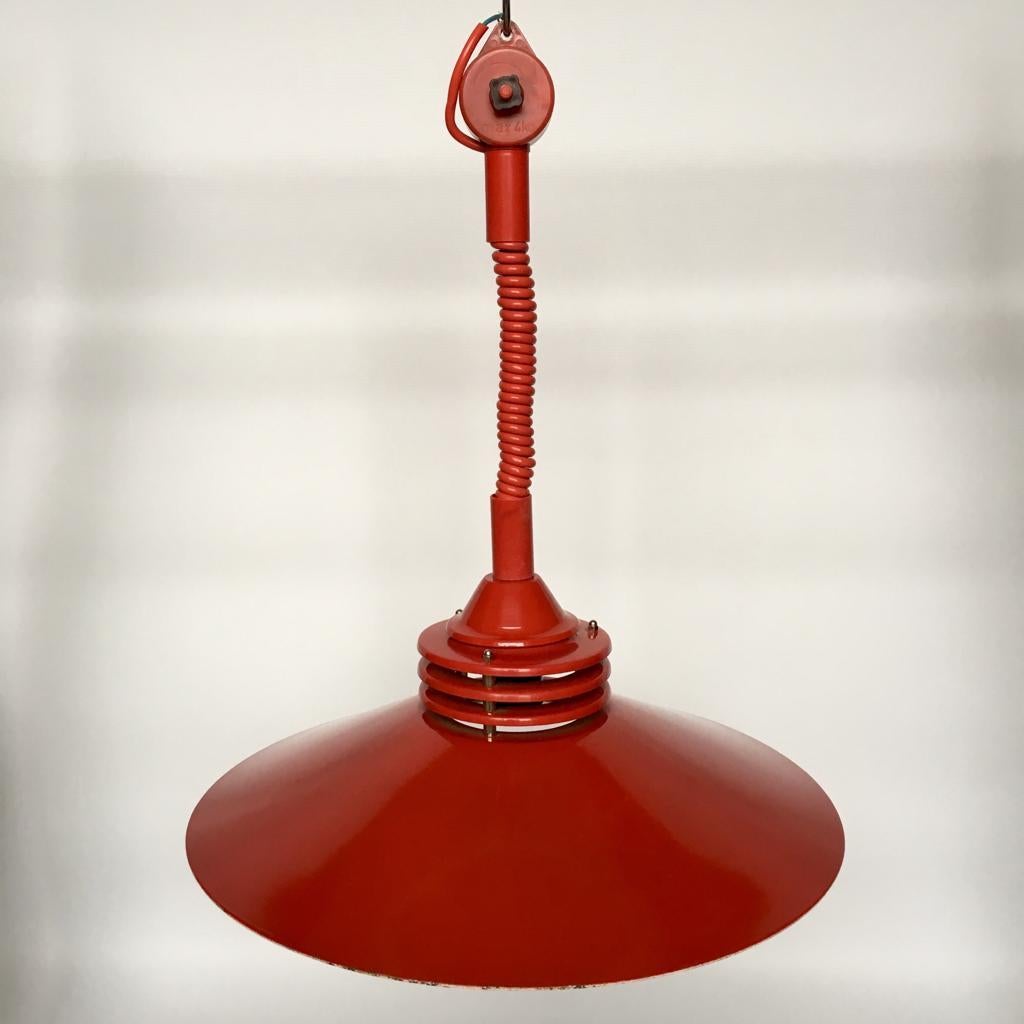 Vintage Estonian Red Metal Pendant Lamp from Zesi Nowe, 1970s In Good Condition For Sale In Riga, Latvia