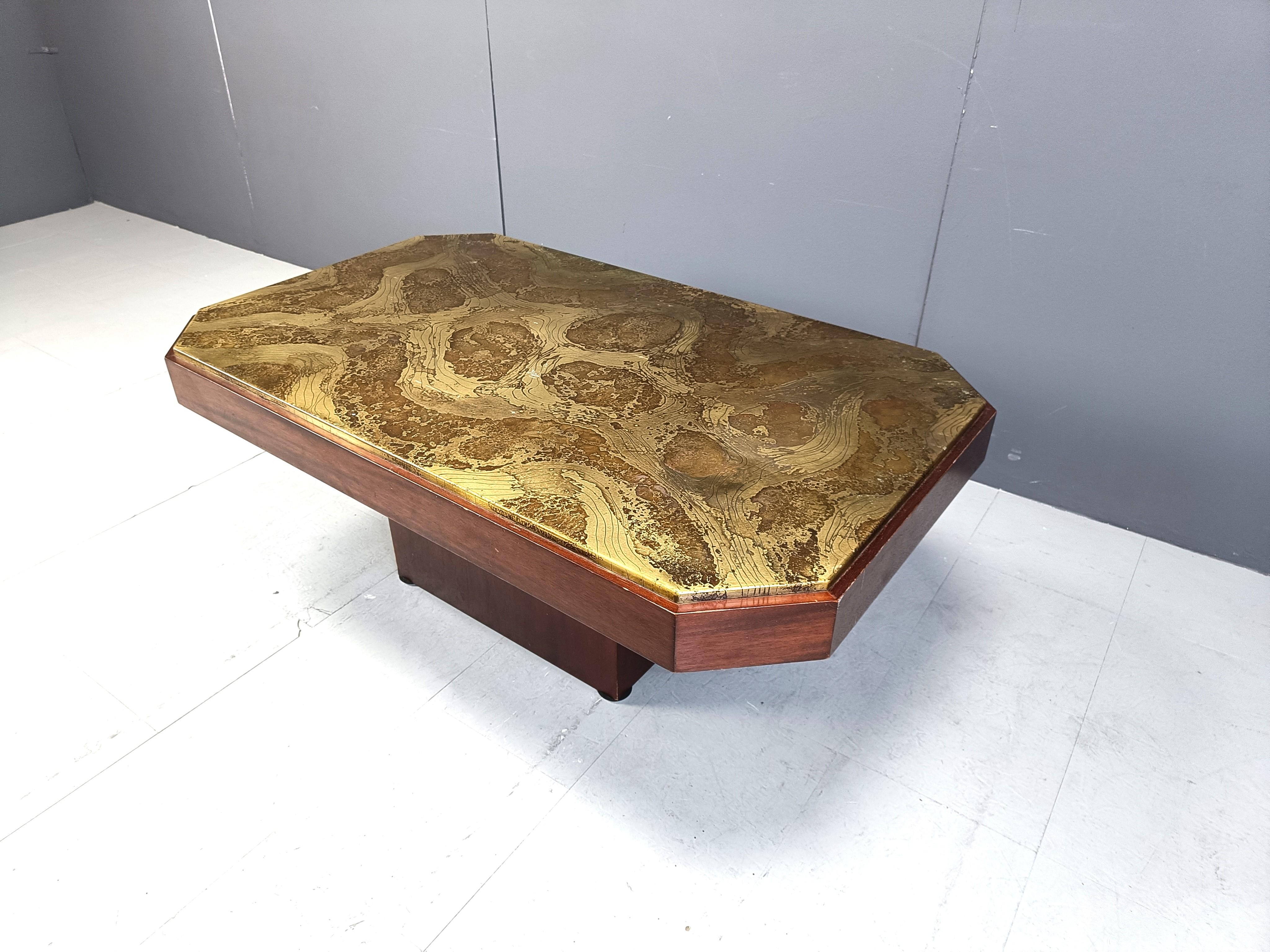 Ottone Tavolino in ottone acidato vintage anni '70 in vendita