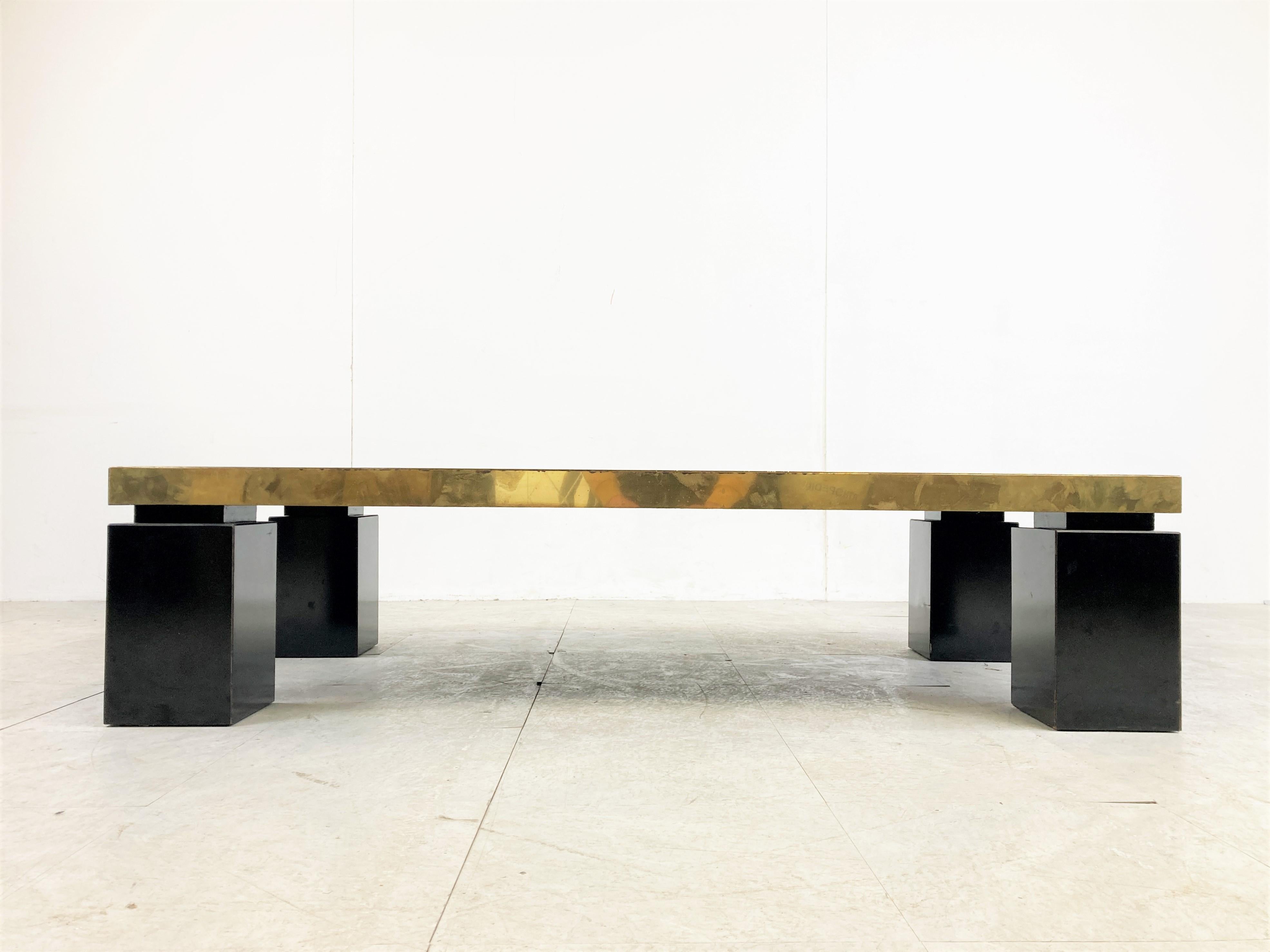 Mesa baja vintage de latón grabado de Georges Mathias, años 70 en Bueno Estado en Leuven, Vlaams Gewest
