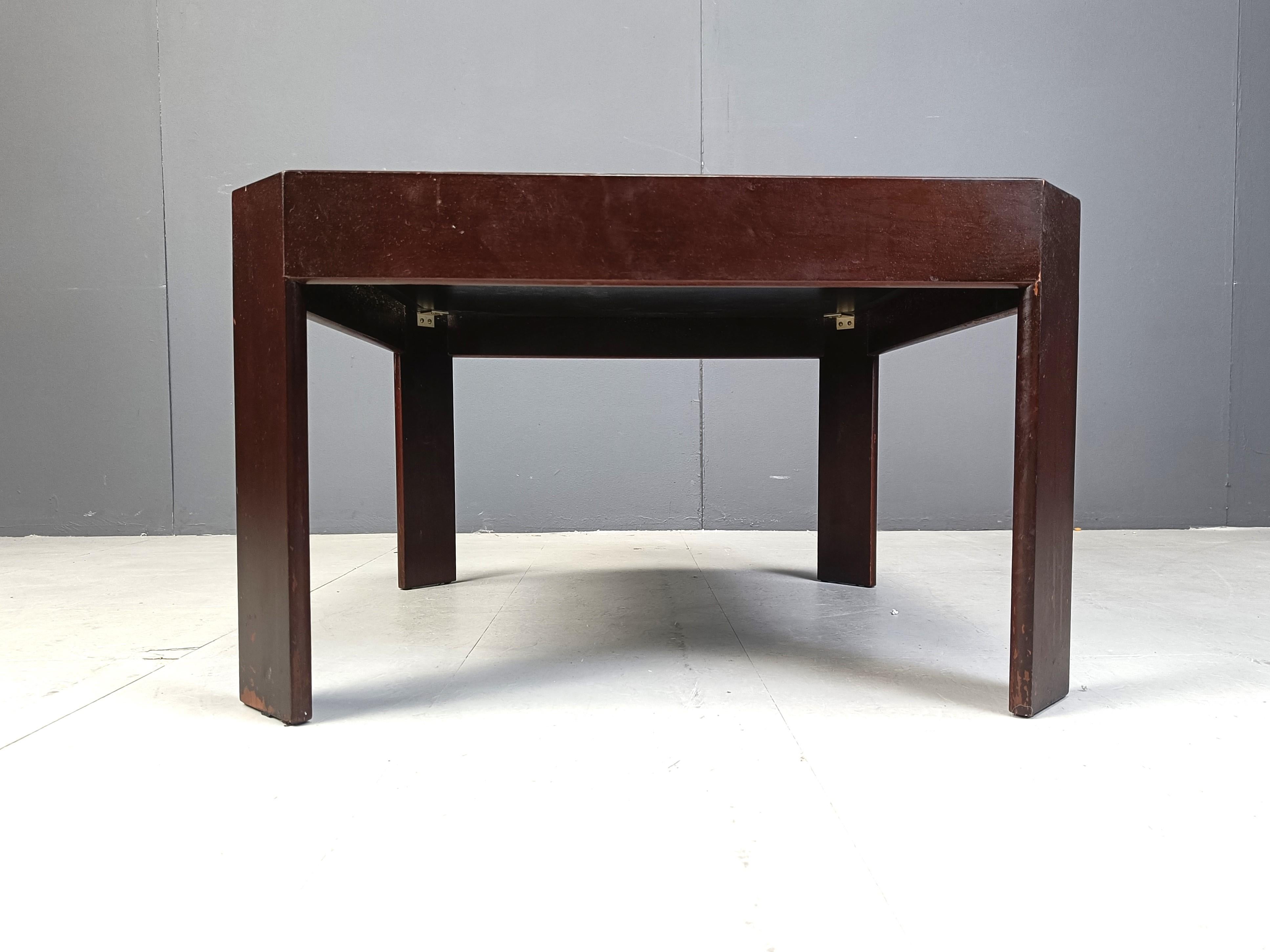 Fin du 20e siècle Table d'appoint vintage en laiton gravé des années 1970 en vente