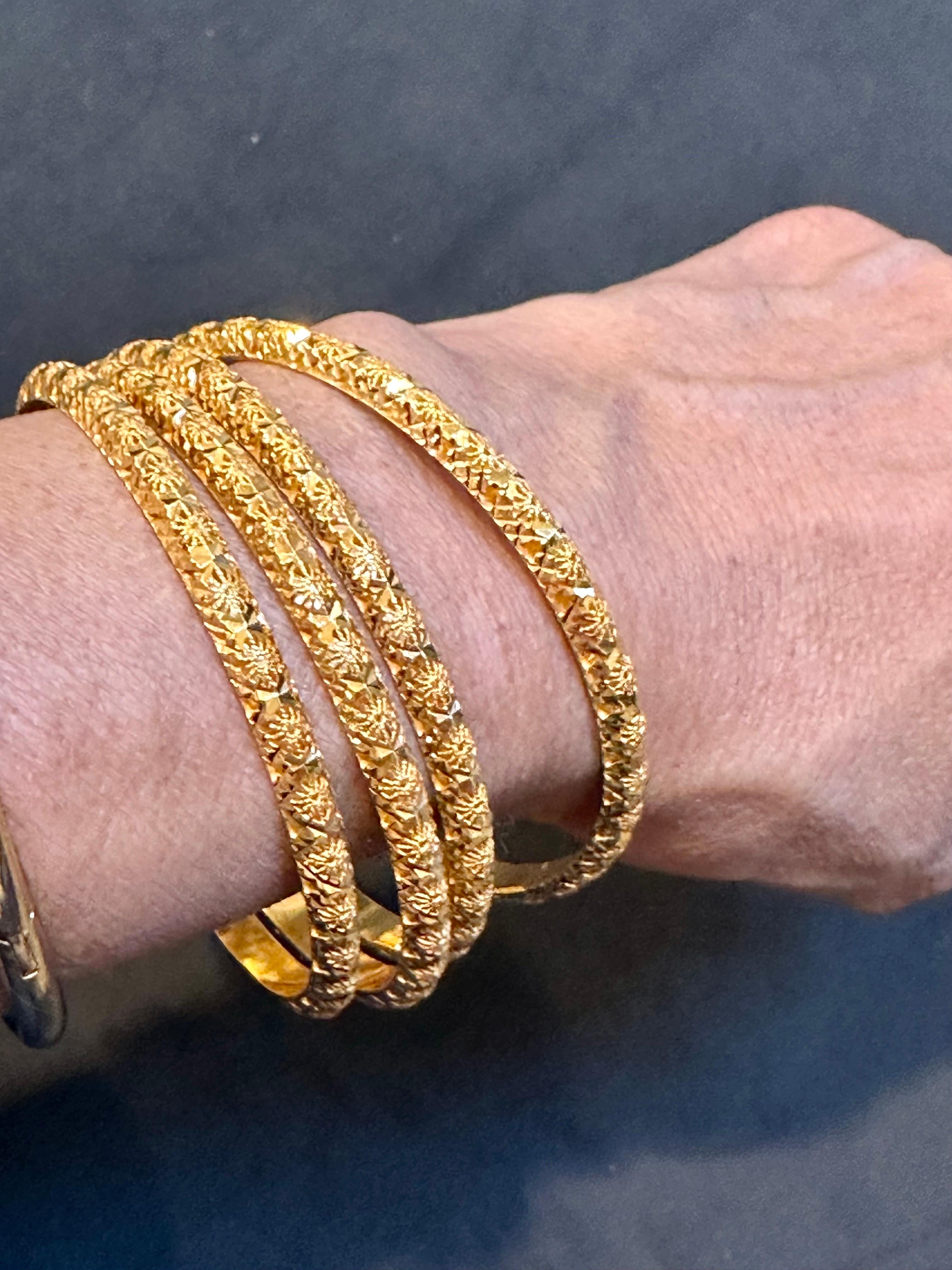 Bracelet jonc d'éternité vintage en or jaune 21 carats 53 grammes, lot de 4 carats en vente 6