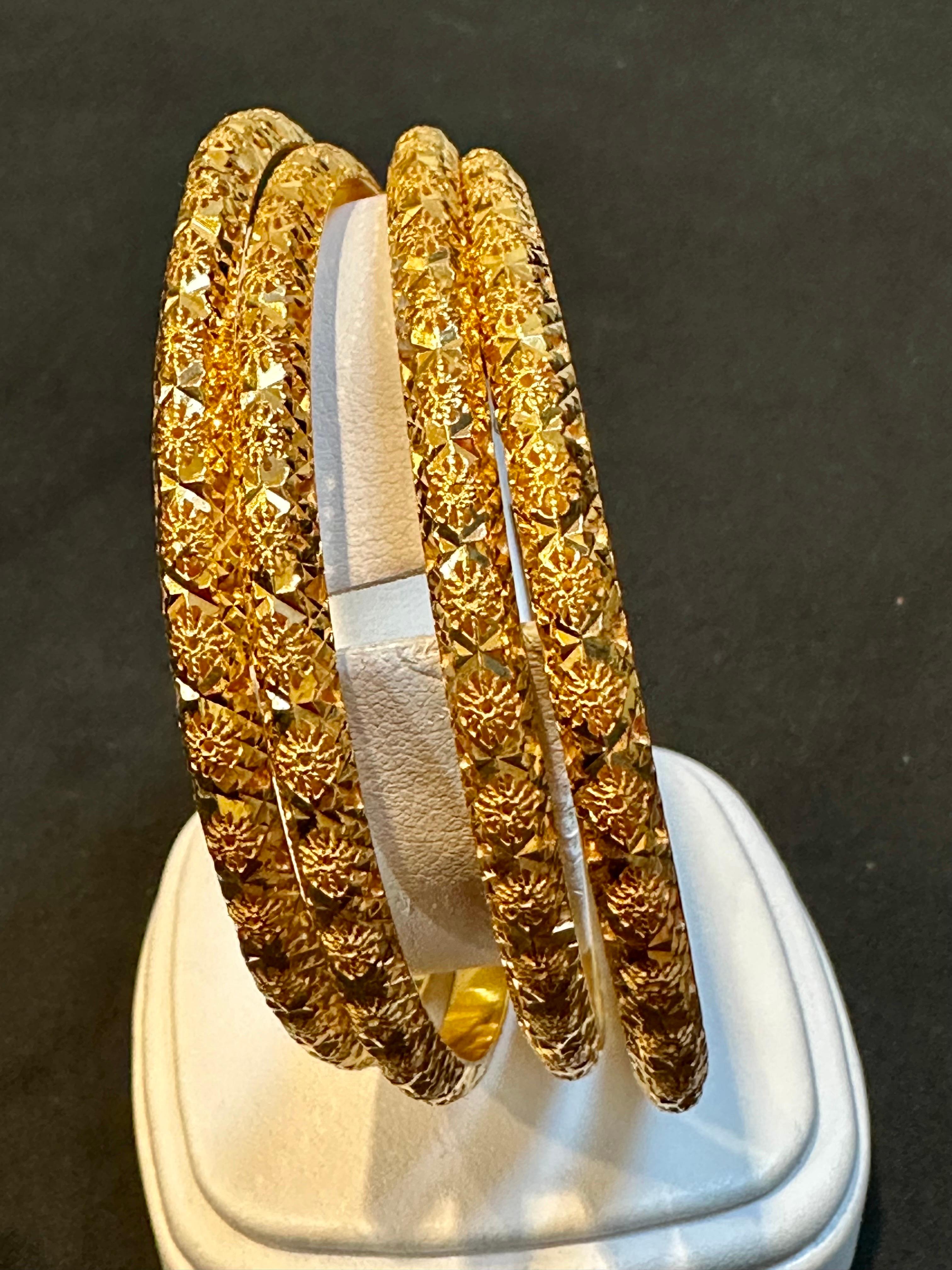 Vintage Eternity Bangle Bracelet 21 Karat Yellow Gold 53 Grams, Set of 4 Churi 8