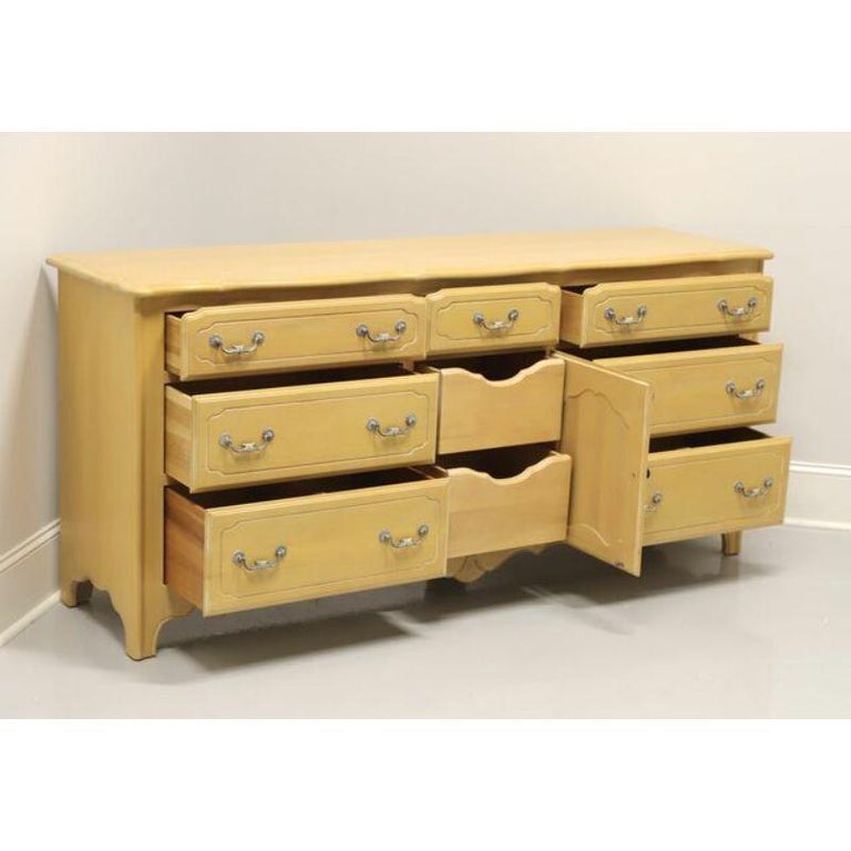 ETHAN ALLEN French Country Pickled Distressed Finish Triple Dresser For