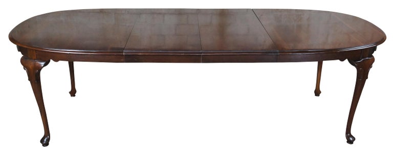 Vintage Ethan Allen Georgian Court Queen Anne Cherry Oval Dining