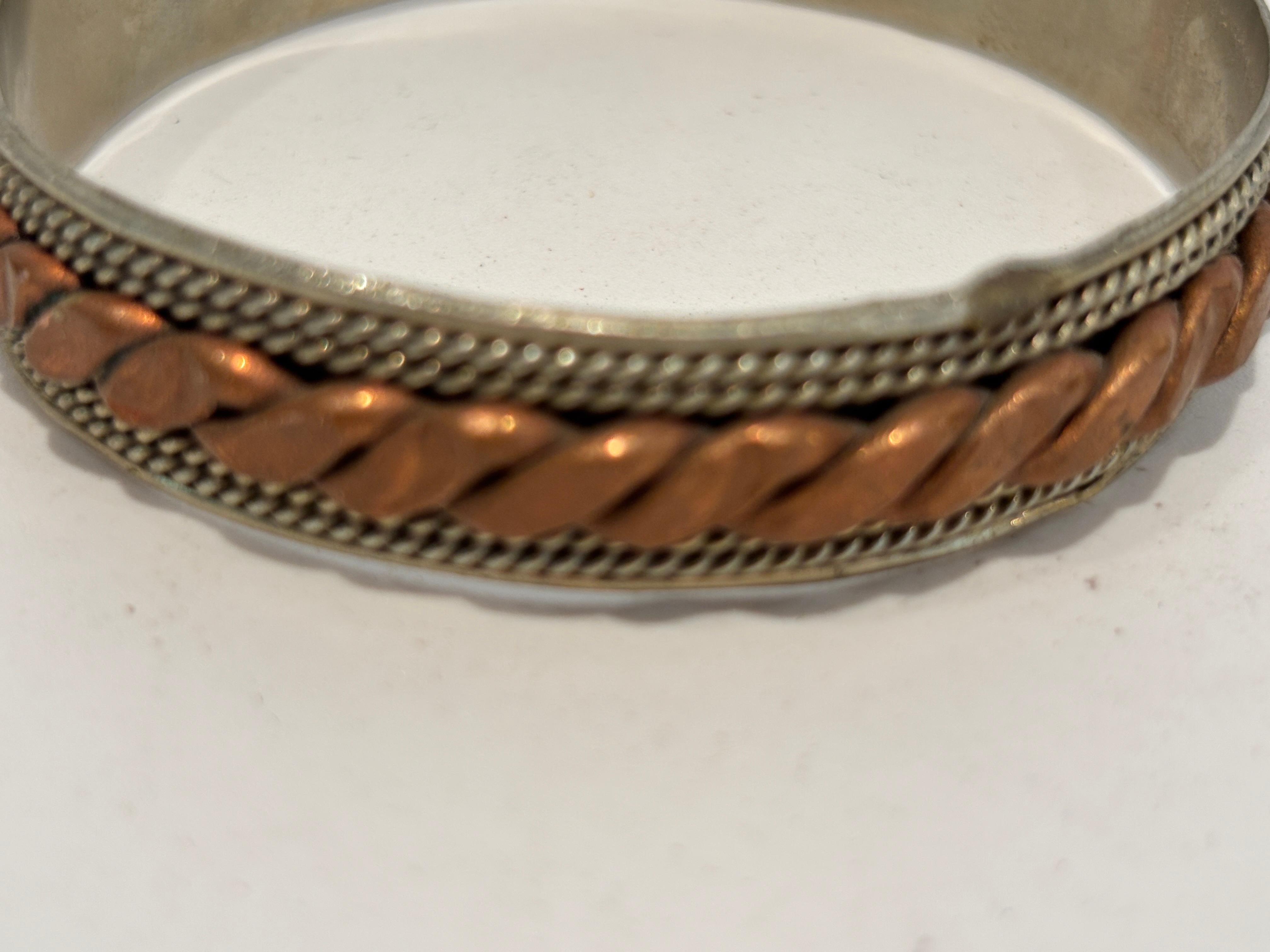 Bracciale etnico berbero nordafricano d'epoca in argento e rame in vendita 2