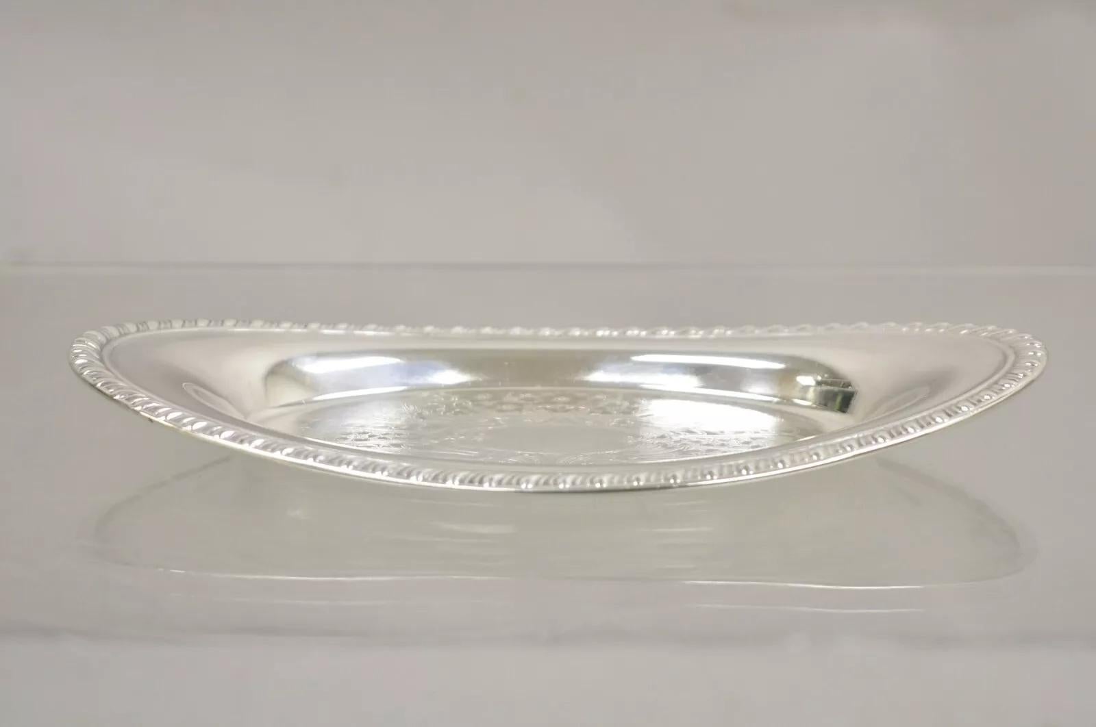 Plato baratija ovalado pequeño de estilo victoriano Vintage Eton bañado en plata en venta 2