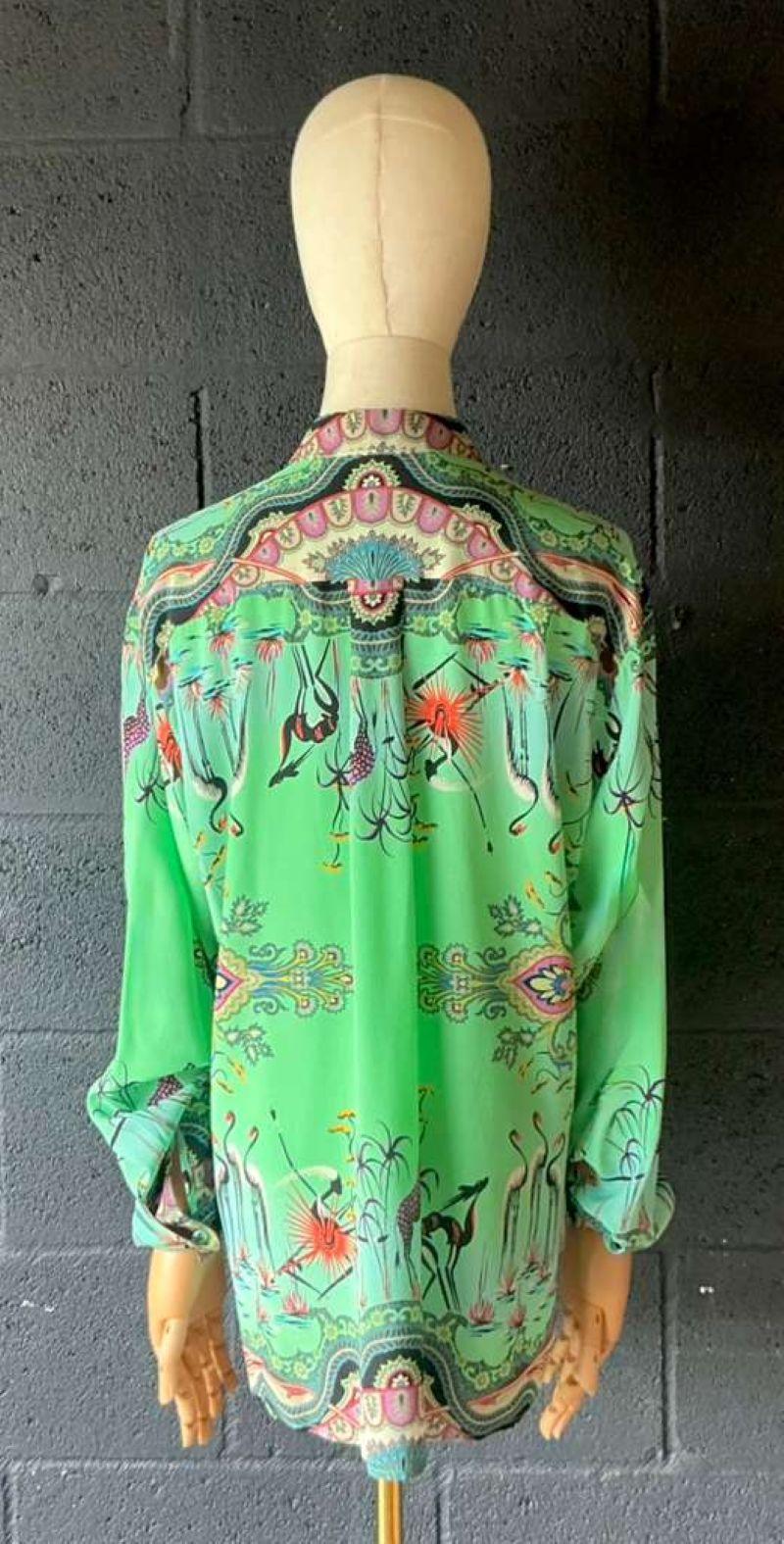 Verde Camicetta vintage di Etro in seta Greene & Greene in vendita