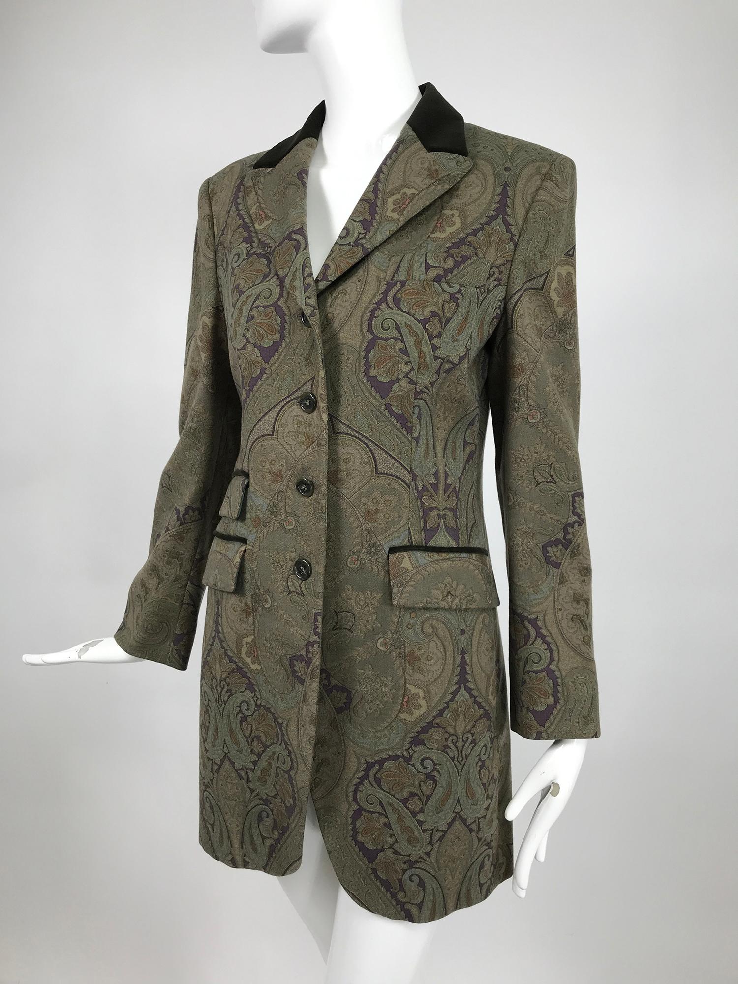 Vintage Etro paisley fine wool riding jacket from the 1990s. Etro, the company that was built on the paisley and is known for beautiful design with a bohemian flair. This gorgeous jacket is perfect for any occasion from casual dressy. The design in