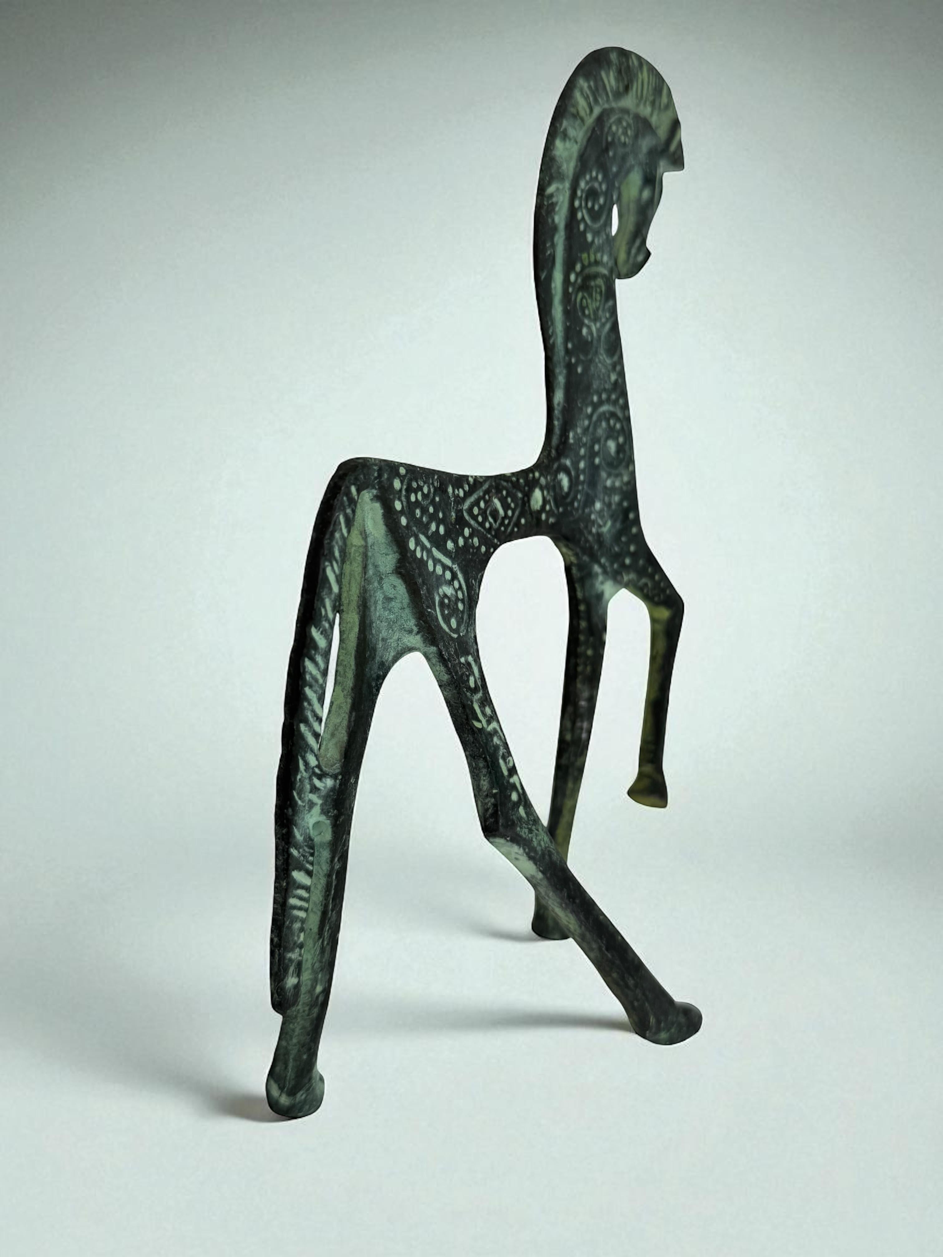 Figura di cavallo etrusco d'epoca, bronzo, replica museale italiana degli anni 1970-80 in vendita 2