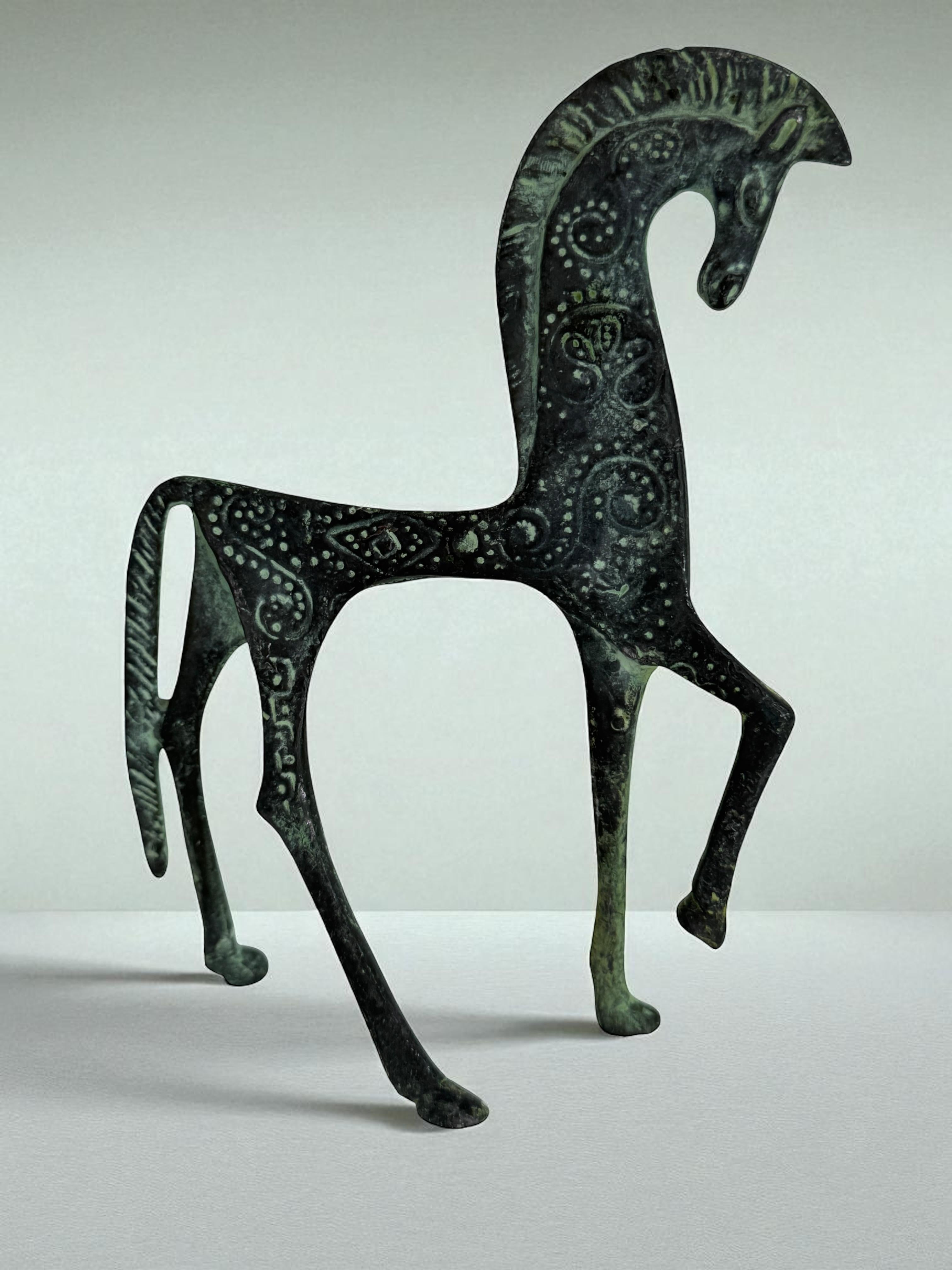 Figura di cavallo etrusco d'epoca, bronzo, replica museale italiana degli anni 1970-80 in vendita 3
