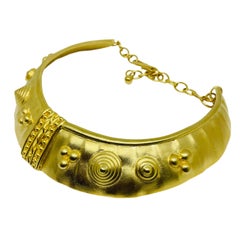 Vintage etruscan matte gold massive collar designer choker necklace