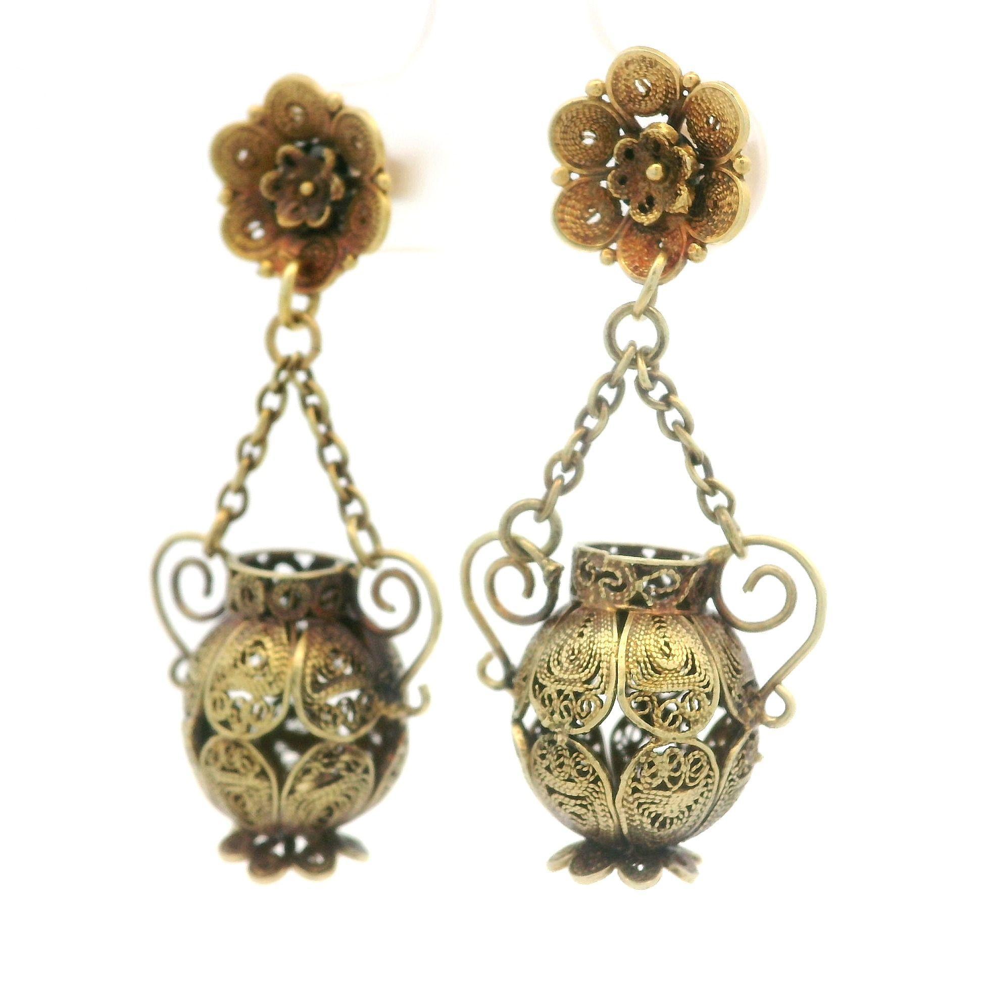 Vintage Etruscan Revival 14k Gold Filigree Wire Work Vase Dangle Drop Earrings For Sale 1