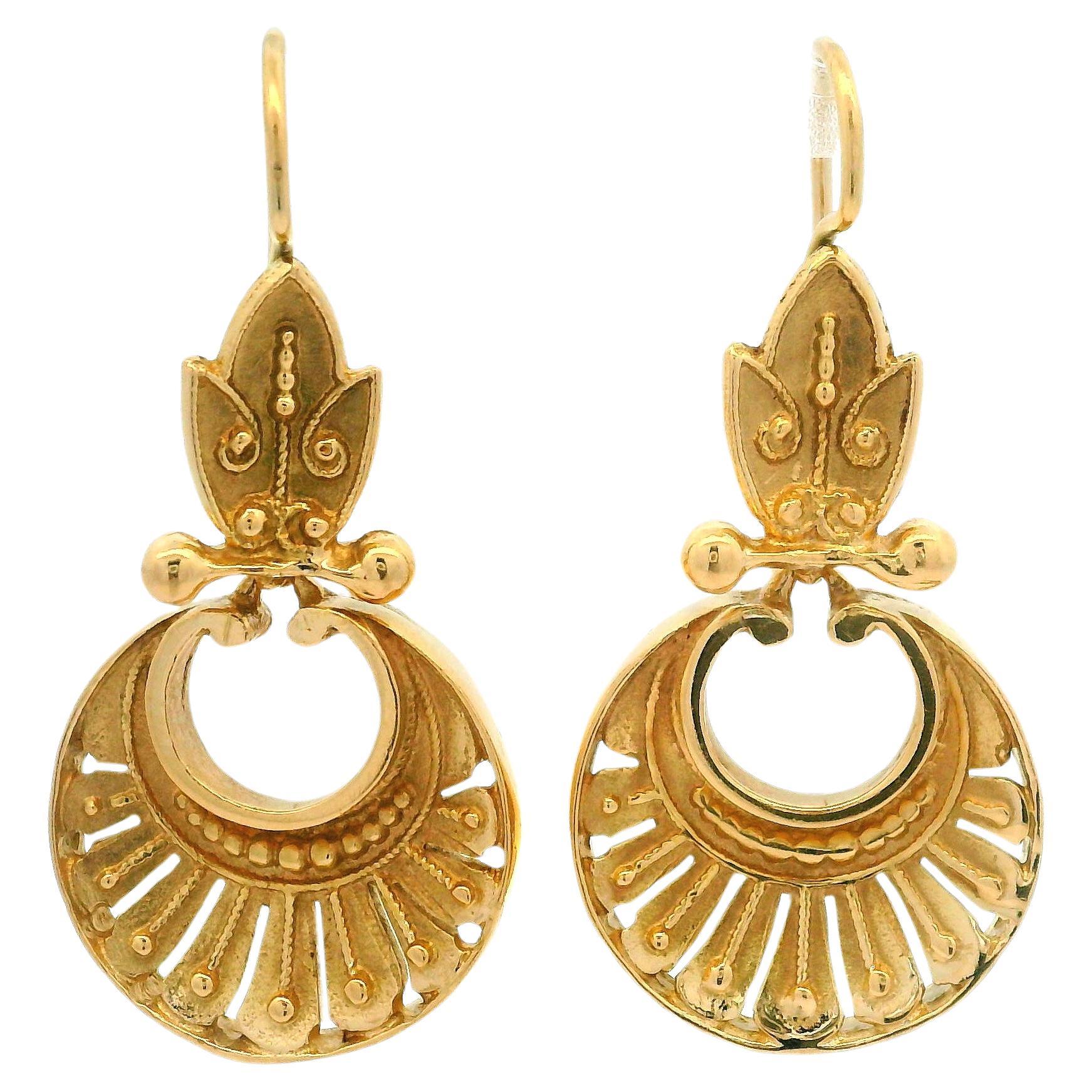 Vintage Etruscan Revival 14k Yellow Gold Ornate Dangle Drop Earrings For Sale