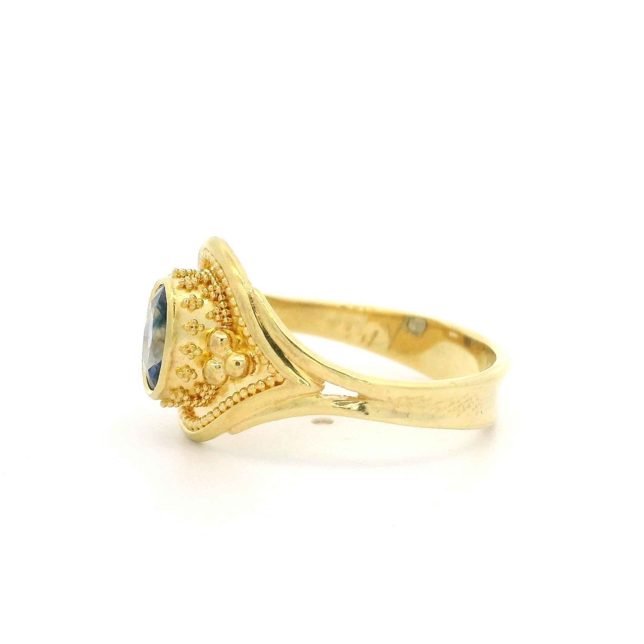 Oval Cut Vintage Etruscan Revival 18k Yellow Gold 1.05ct Bezel Sapphire Solitaire Ring For Sale