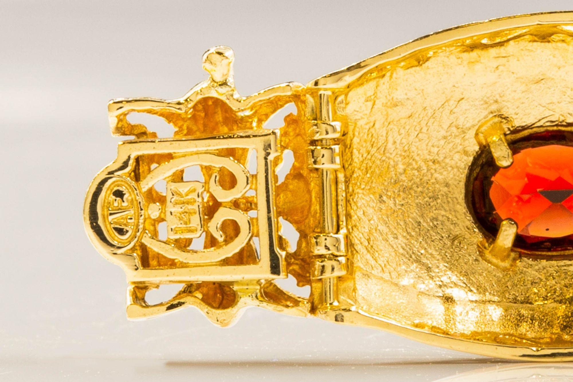 Vintage Etruscan Revival Style 14k Yellow Gold and Garnet Bracelet For Sale 1
