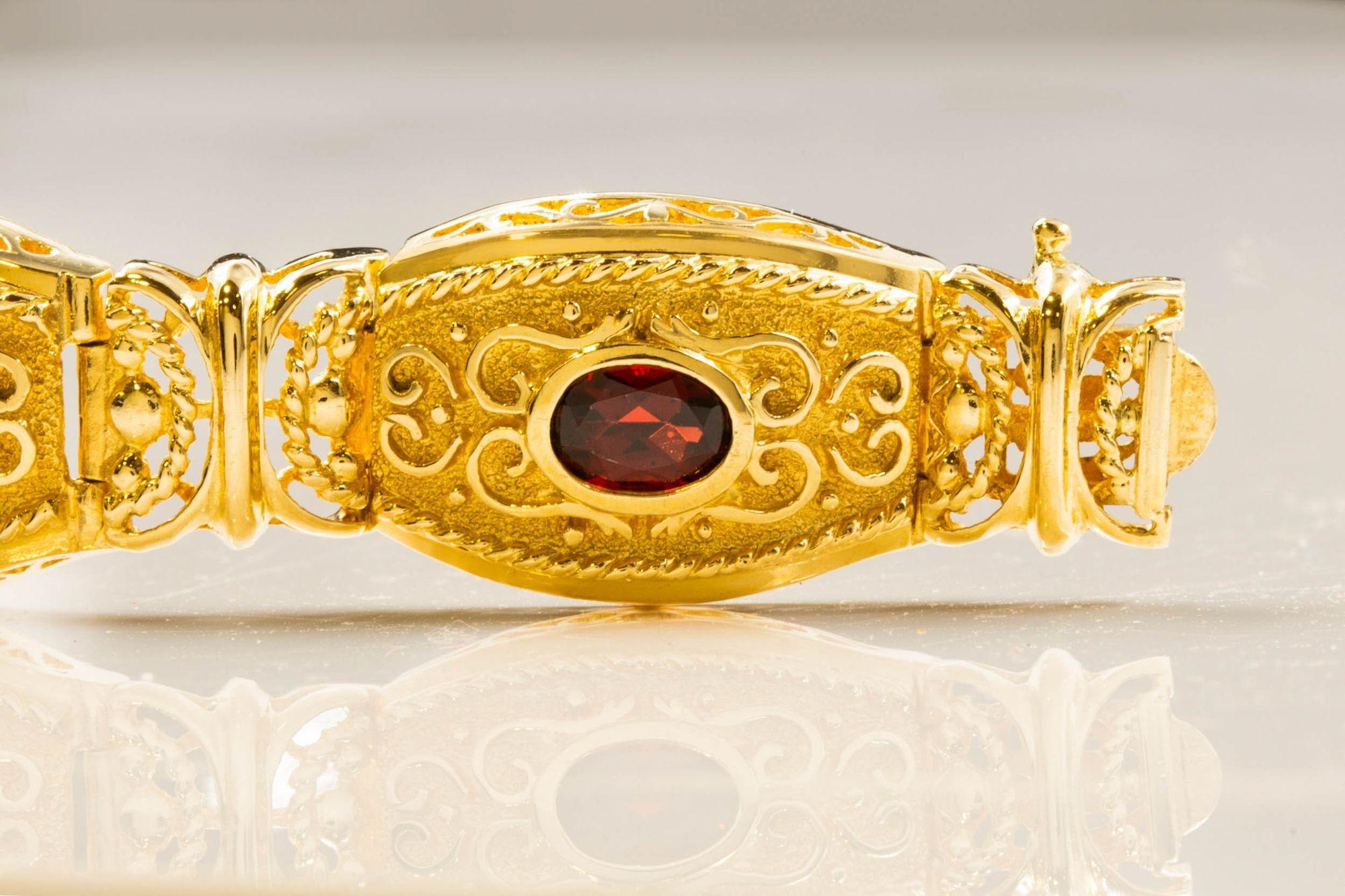 Vintage Etruscan Revival Style 14k Yellow Gold and Garnet Bracelet For Sale 2
