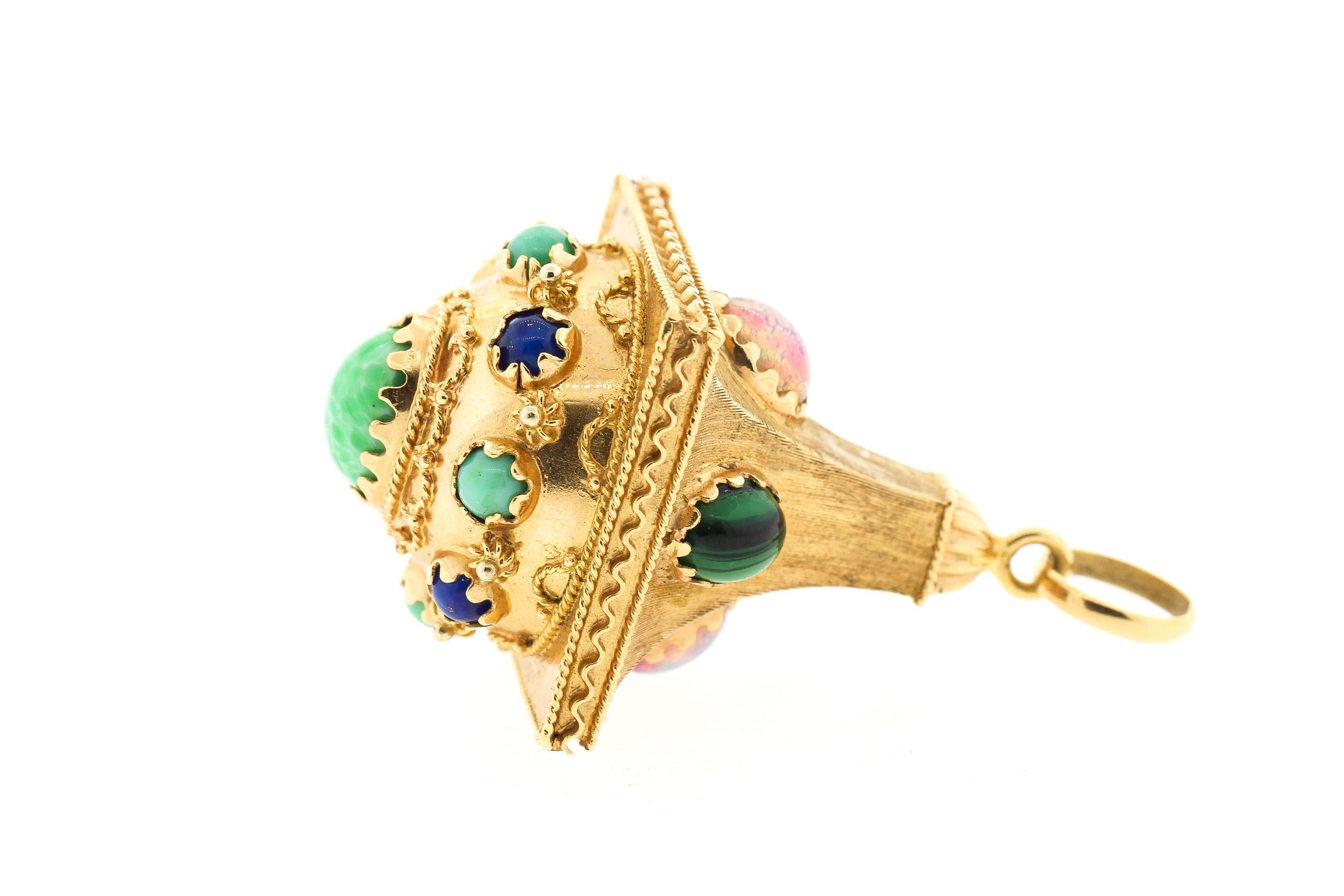 Women's or Men's Vintage Etruscan Revival Style Gemset 18 Karat Gold Pendant