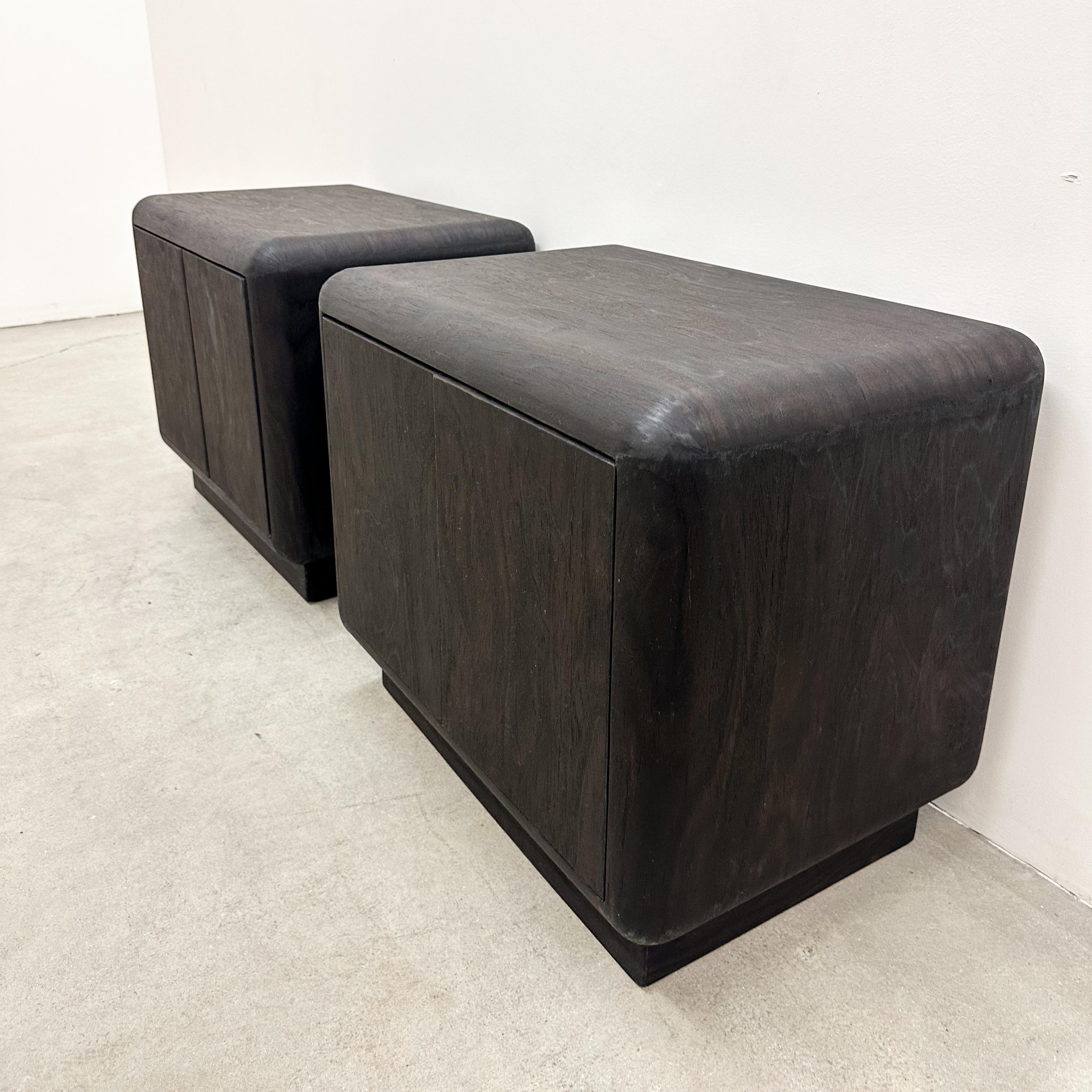 Pair of Vintage Dark Brown Mid-Century Modern Nightstands or Side Tables, 1970s For Sale 3