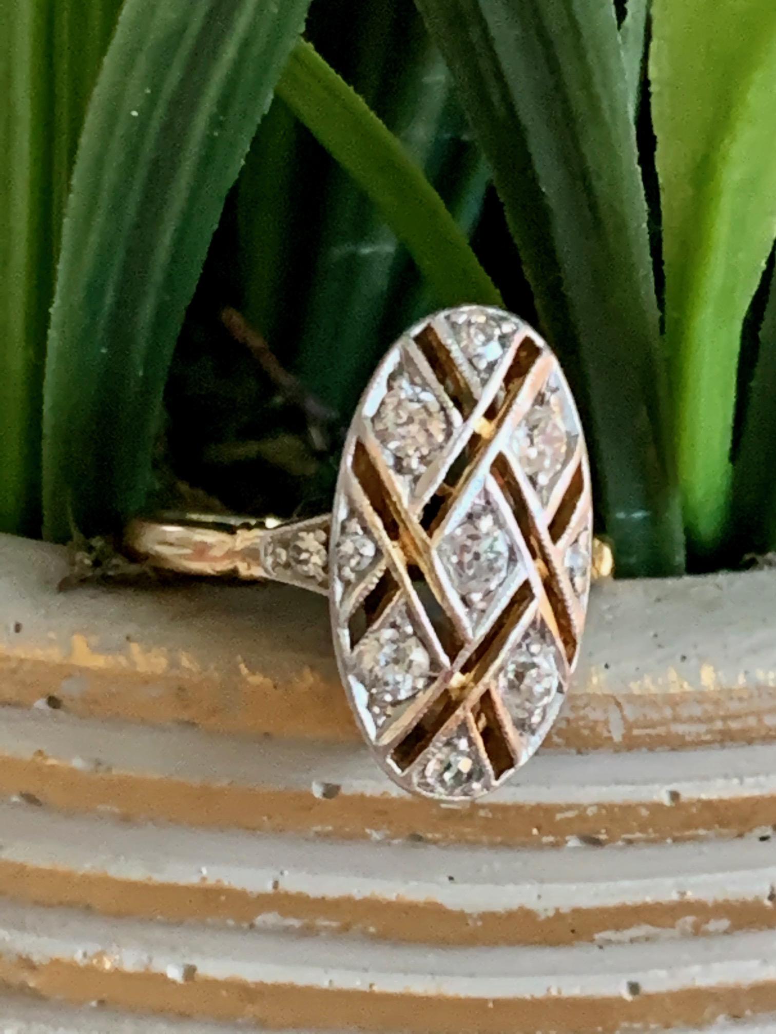 Vintage Euro Cut Diamonds Platinum Top 18 Karat Yellow Gold Ring In Good Condition For Sale In St. Louis Park, MN