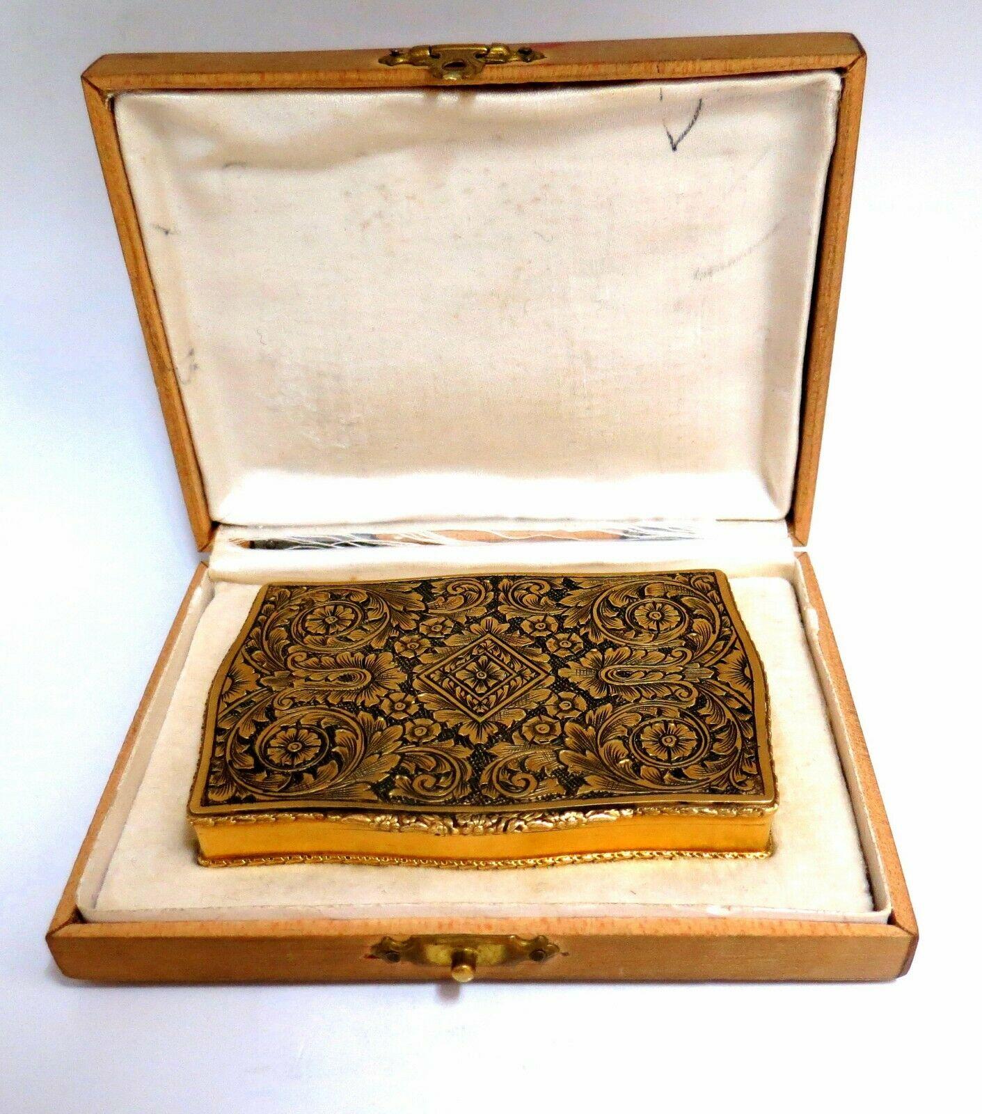 Vintage European Artisan Graver Gold Box Keepsake 18 Karat 8