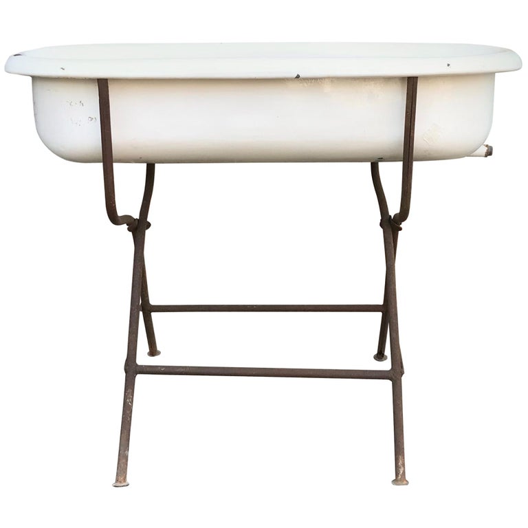 Vintage European Baby Bath For Sale at 1stdibs