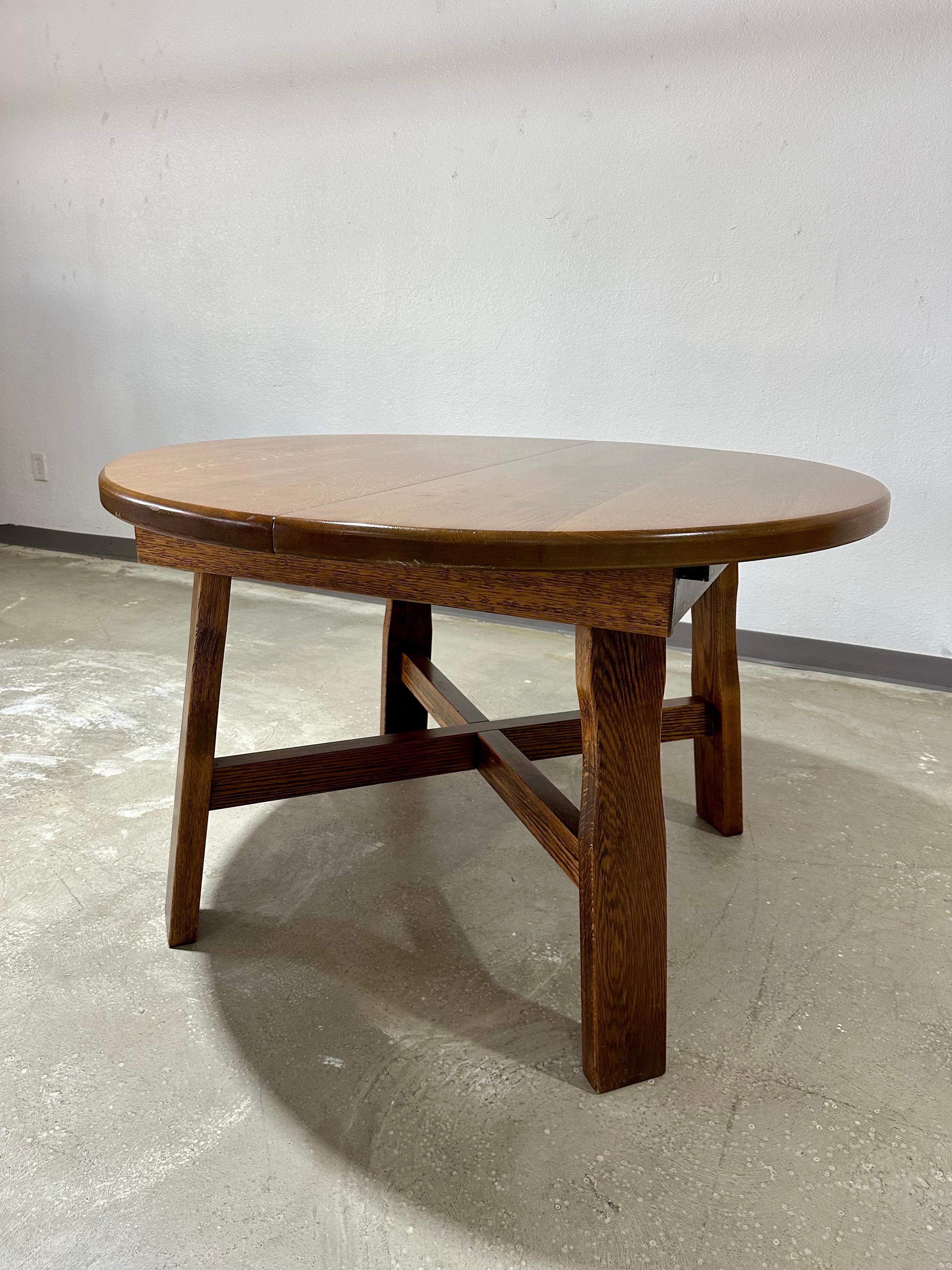 Vintage European Brutalist Oak Dining Set, Extension Table and 6 Chairs In Good Condition In Lutz, FL