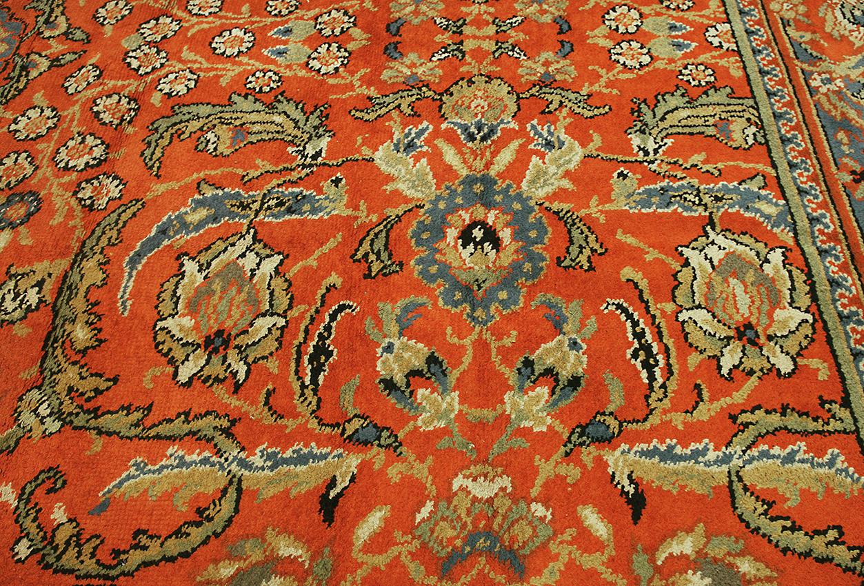 Vintage European Carpet, ca. 1920 For Sale 1