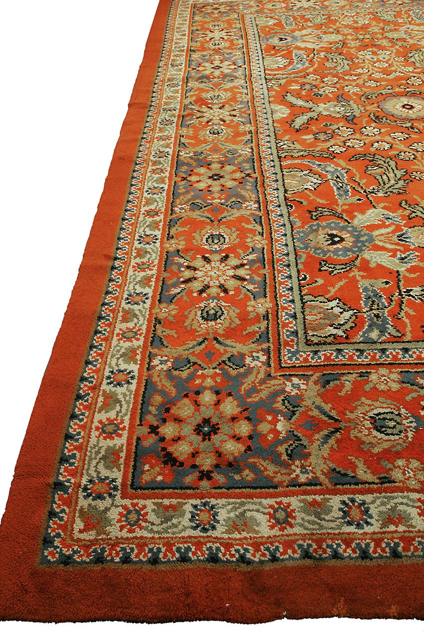 Vintage European Carpet, ca. 1920 For Sale 2
