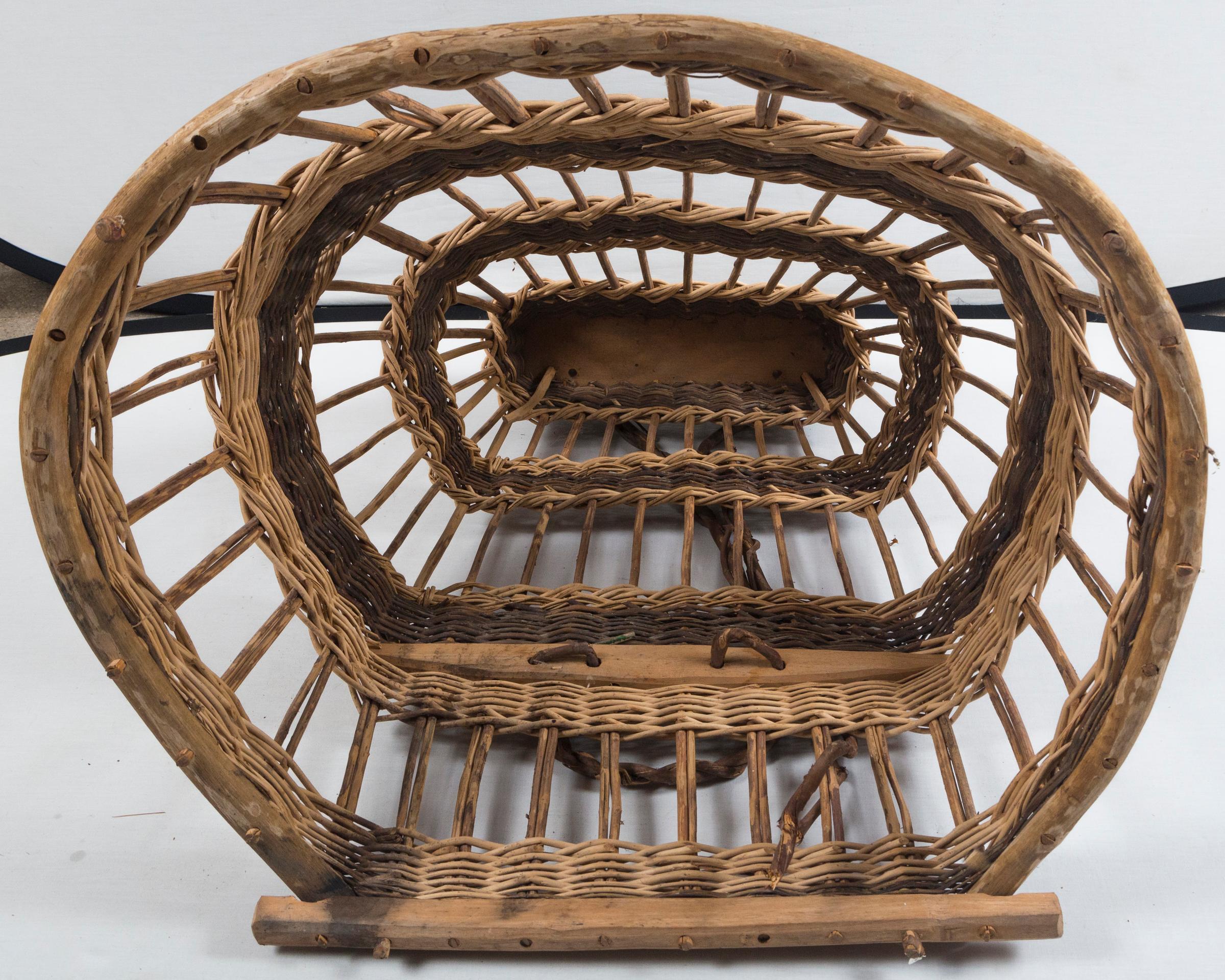 Vintage European Field Basket, 20th Century For Sale 4