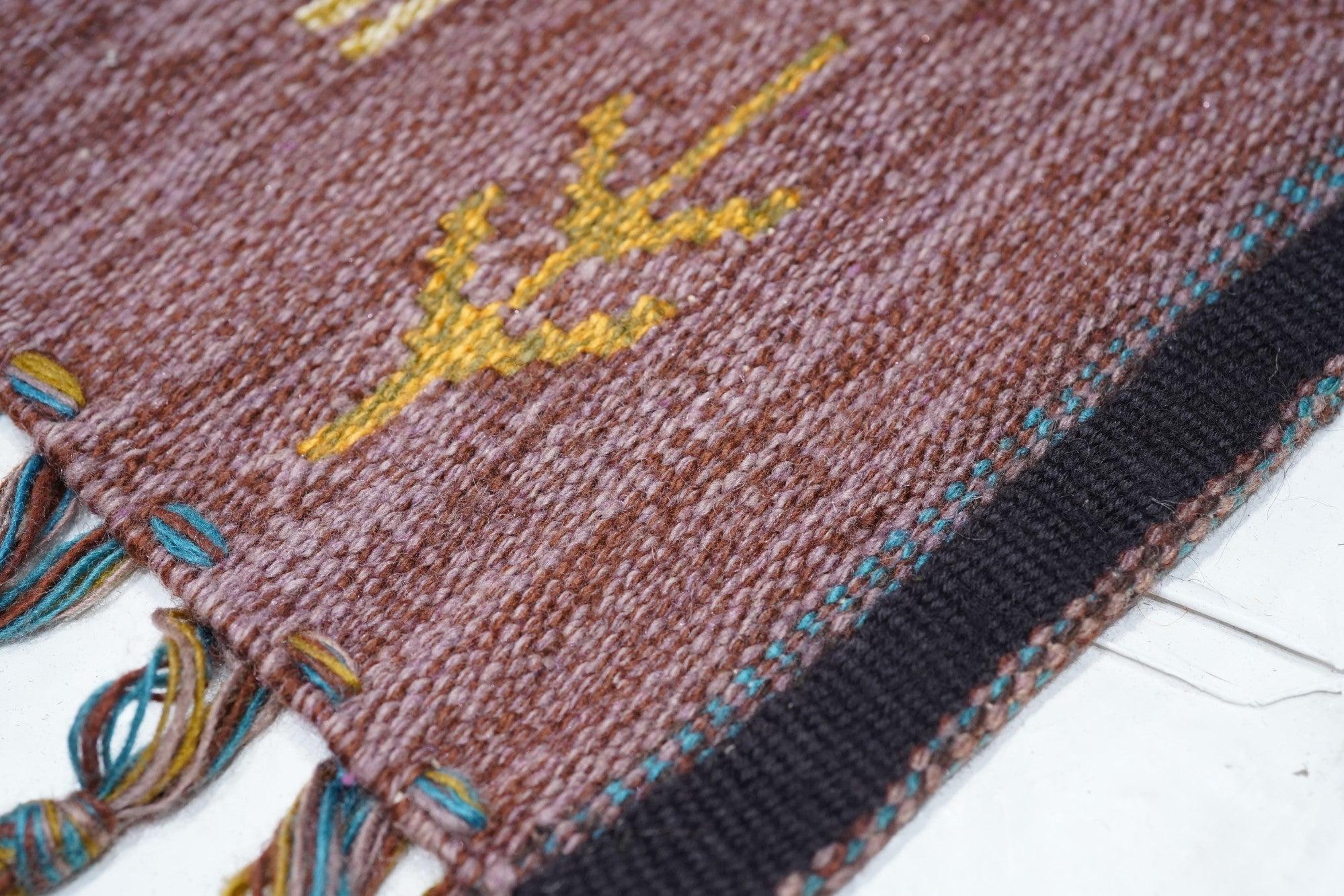 Vintage European Flat Weave Rug 1'11'' x 4'3'' For Sale 2