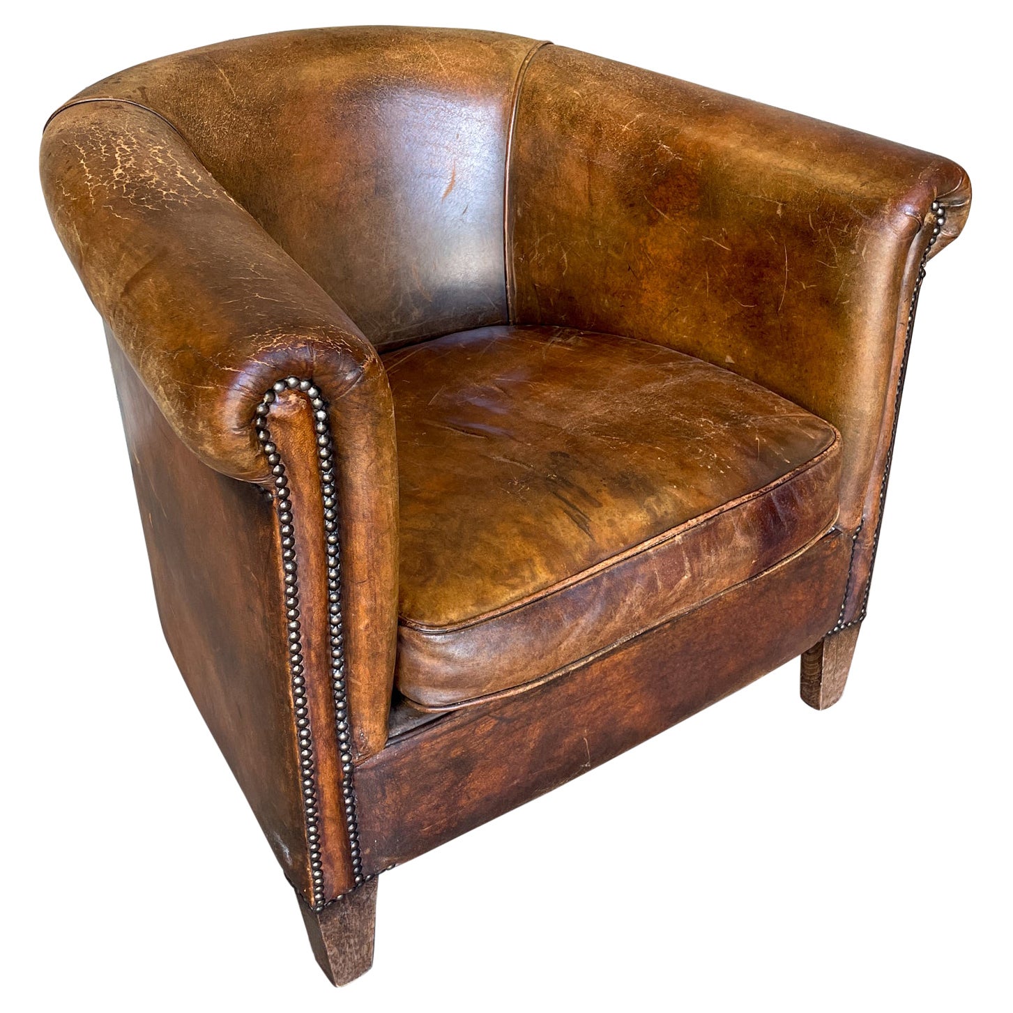 Vieille chaise de baignoire en cuir européen avec clous en laiton