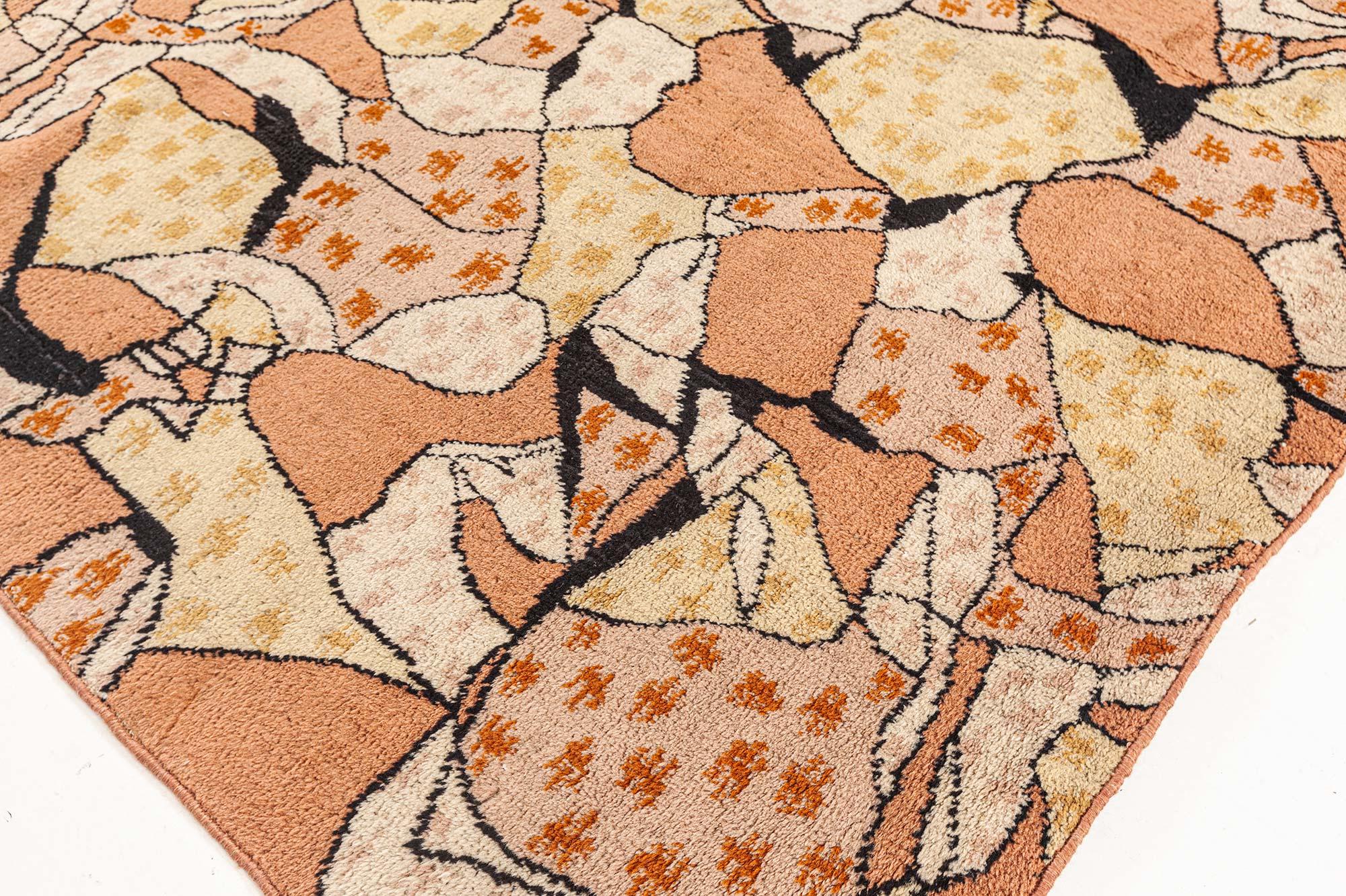 Vintage European Modernist Rug In Good Condition For Sale In New York, NY