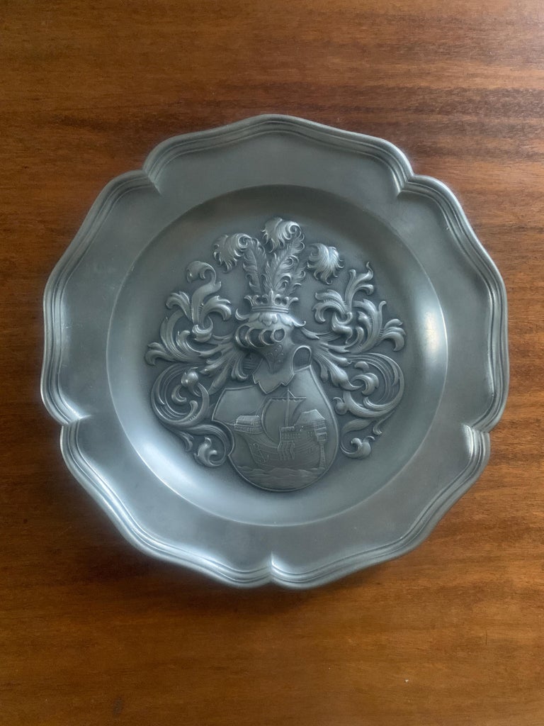 Vintage European Pewter Wall Plate with Coat of Arms For Sale at 1stDibs